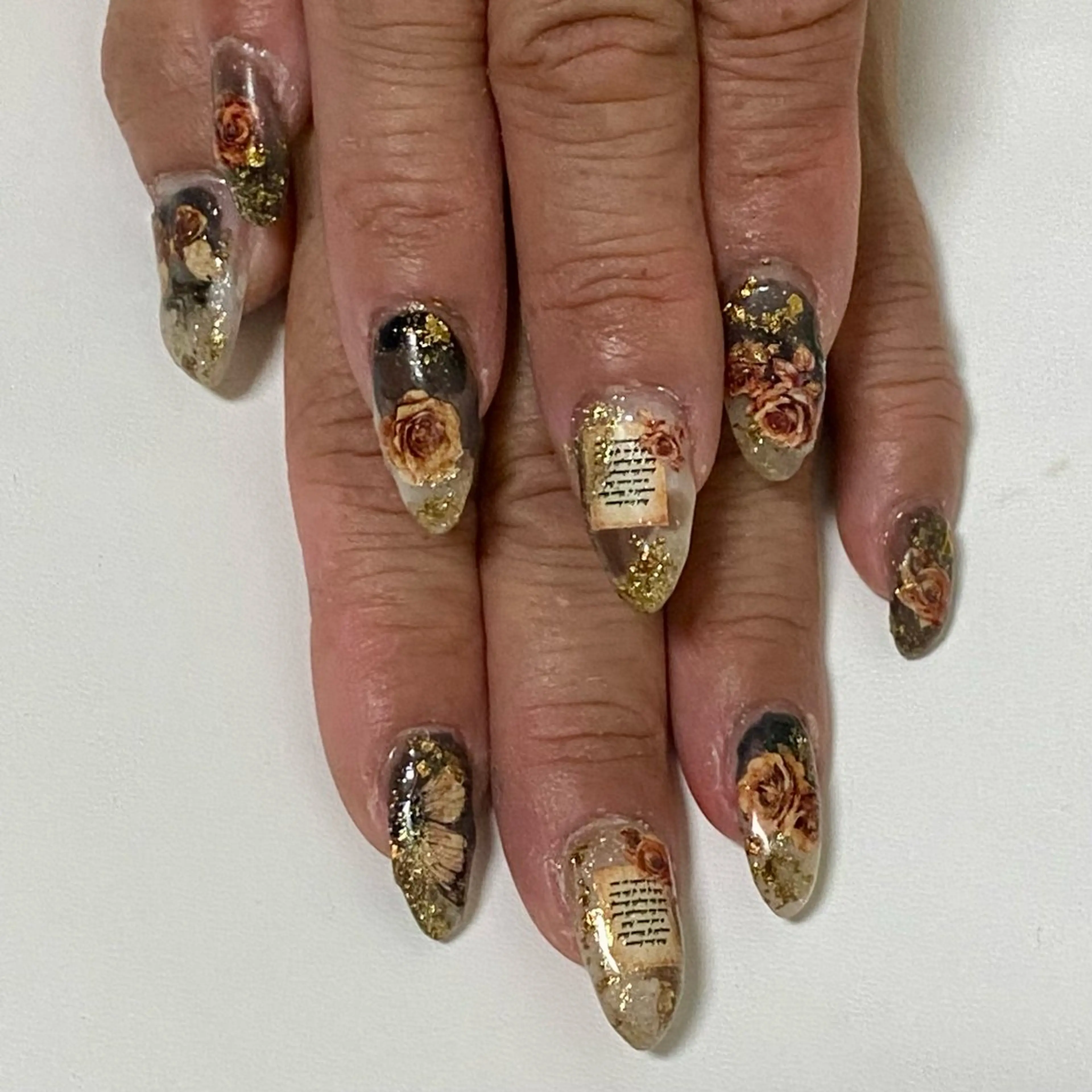 ネイル nalu .のネイルデザイン