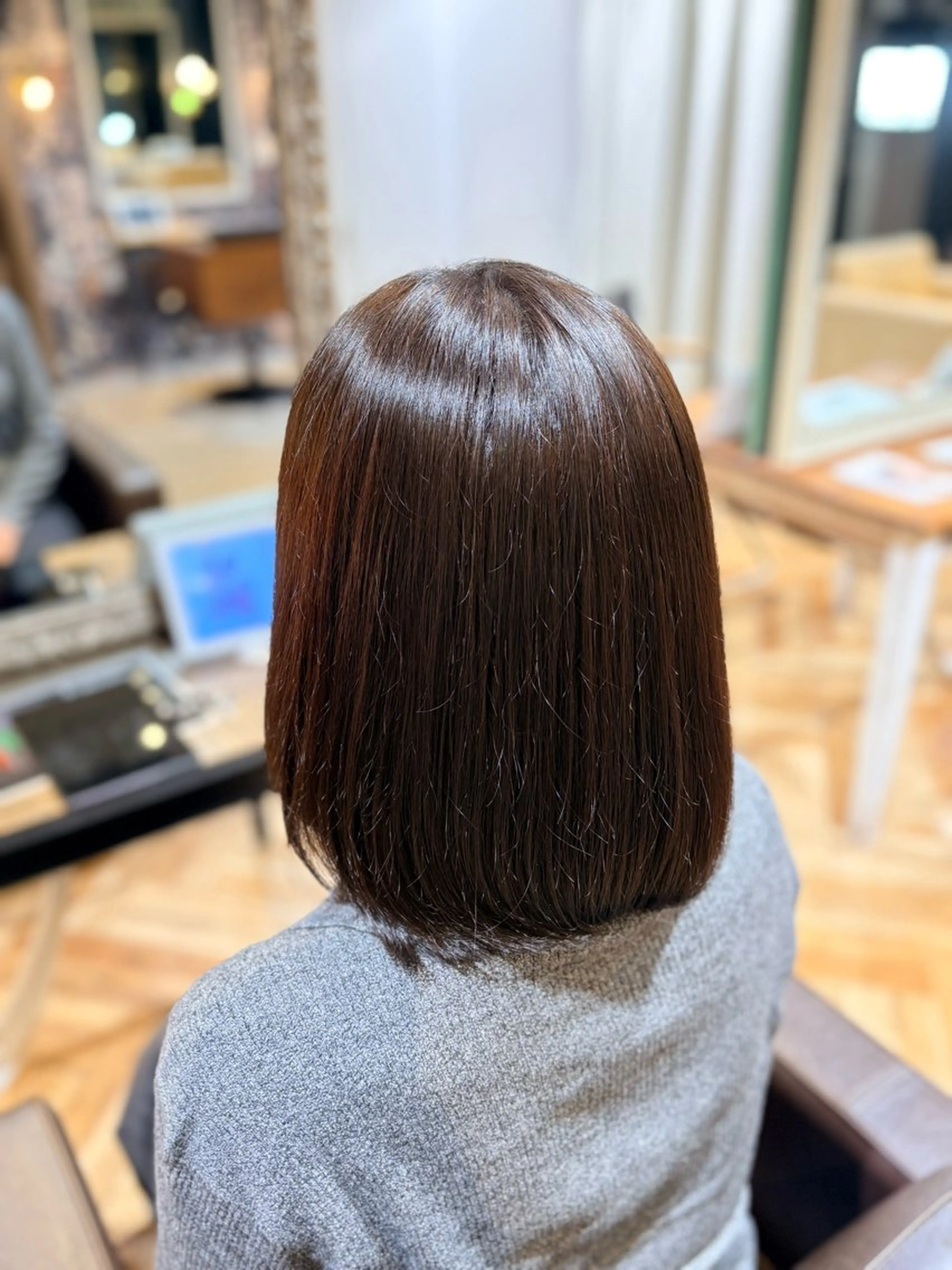 カラー 河端 まいのヘアスタイル