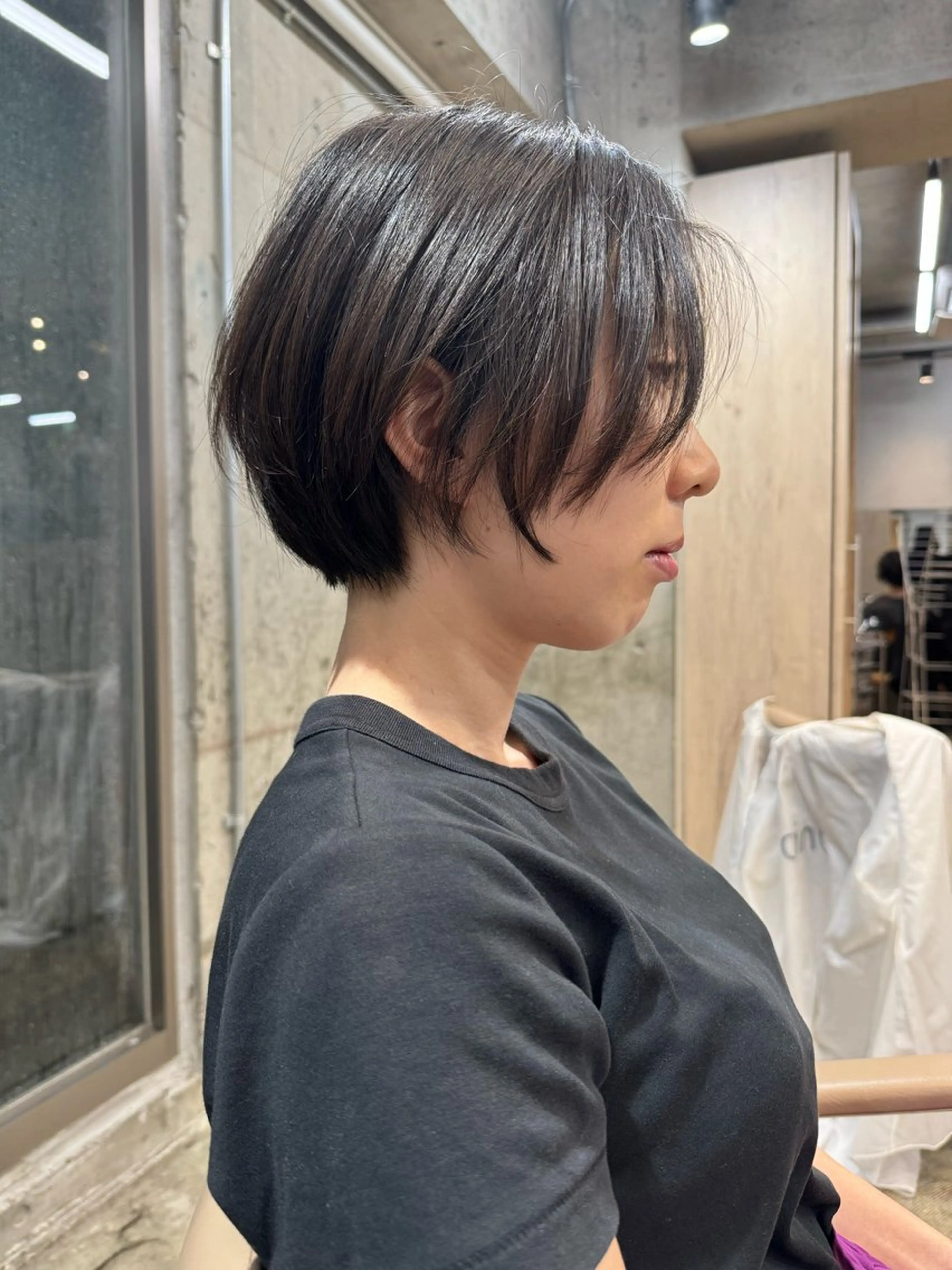 ショート ⭐ハイトーンブリーチ ミルクティーピンクのヘアスタイル