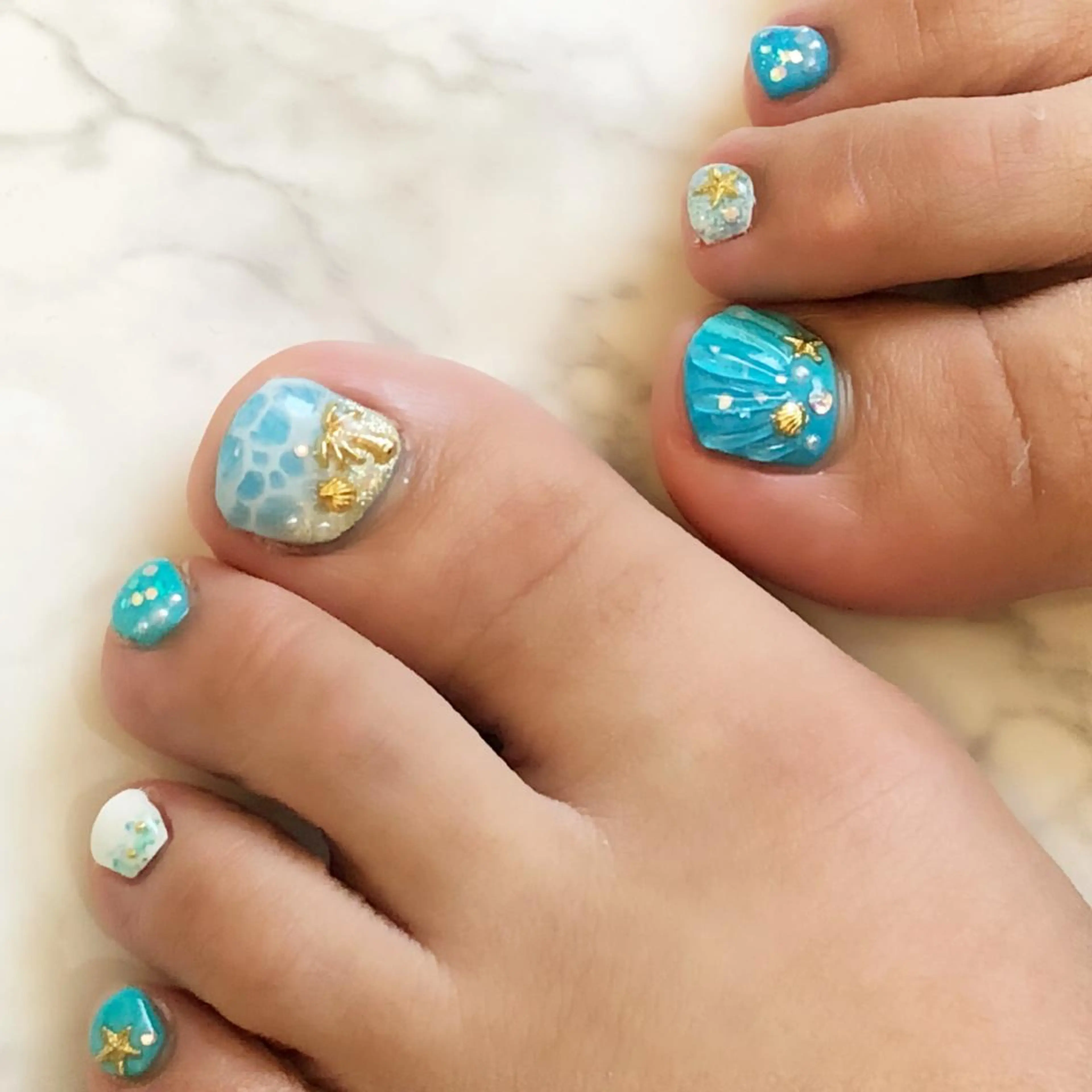 ネイル フットネイル KIREIE NAILSのネイルデザイン