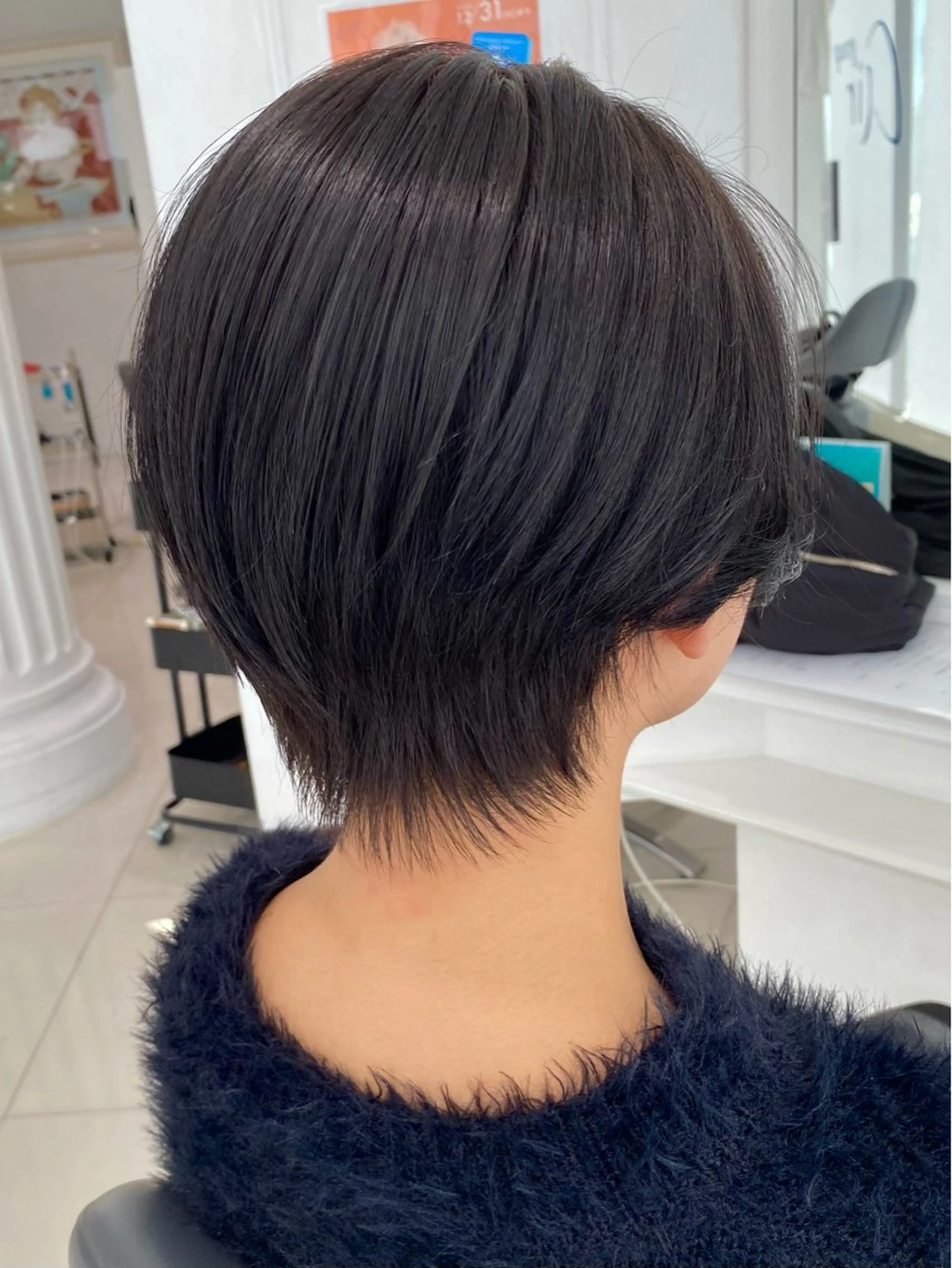 ショート 金子 芽威のヘアスタイル