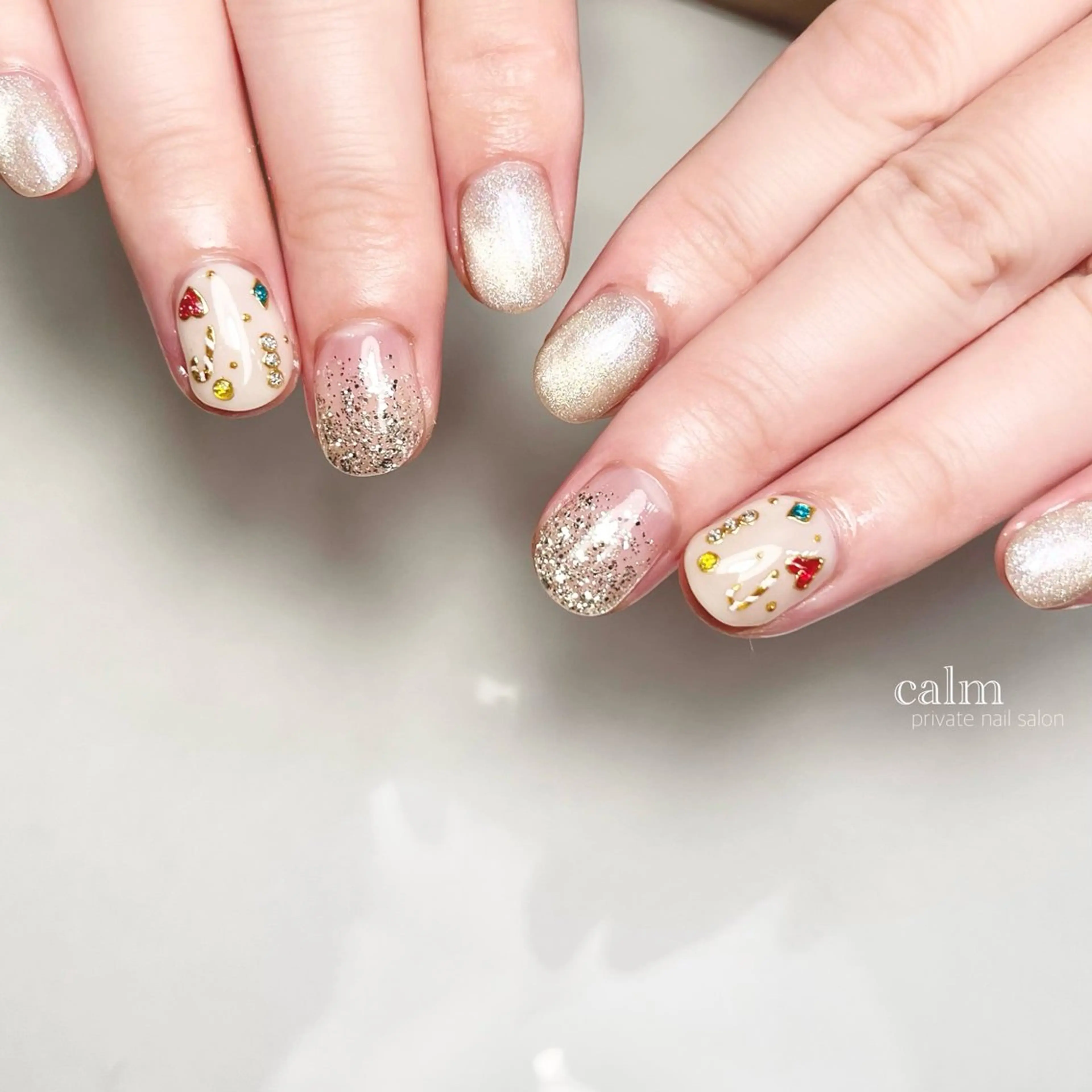 ネイル ハンドネイル calm 〔ｶｰﾑ〕のネイルデザイン