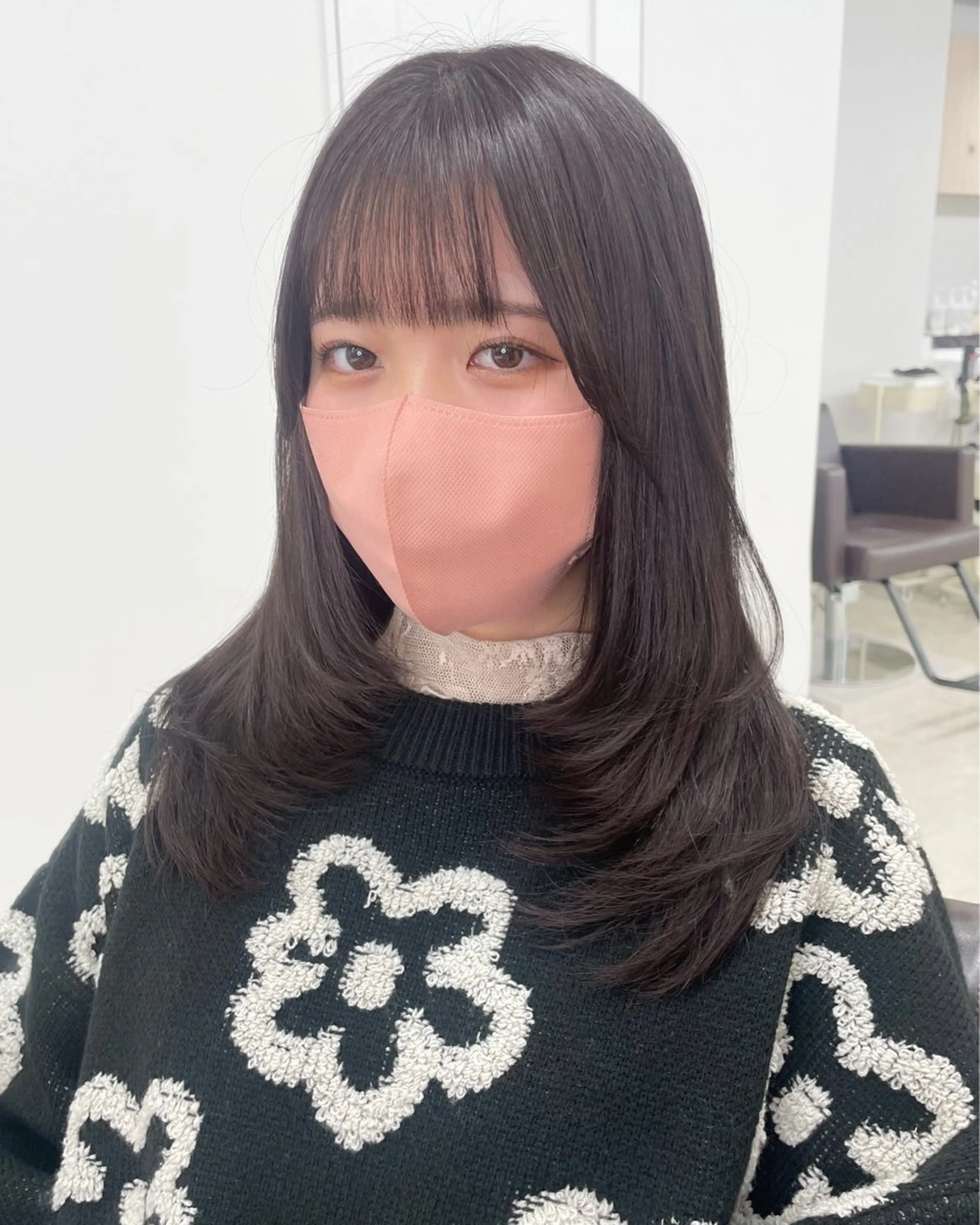 セミロング カット ヘアカラー トリートメント ヘアセット 新宿/韓国ヘア/ 髪質改善ストレートのヘアスタイル