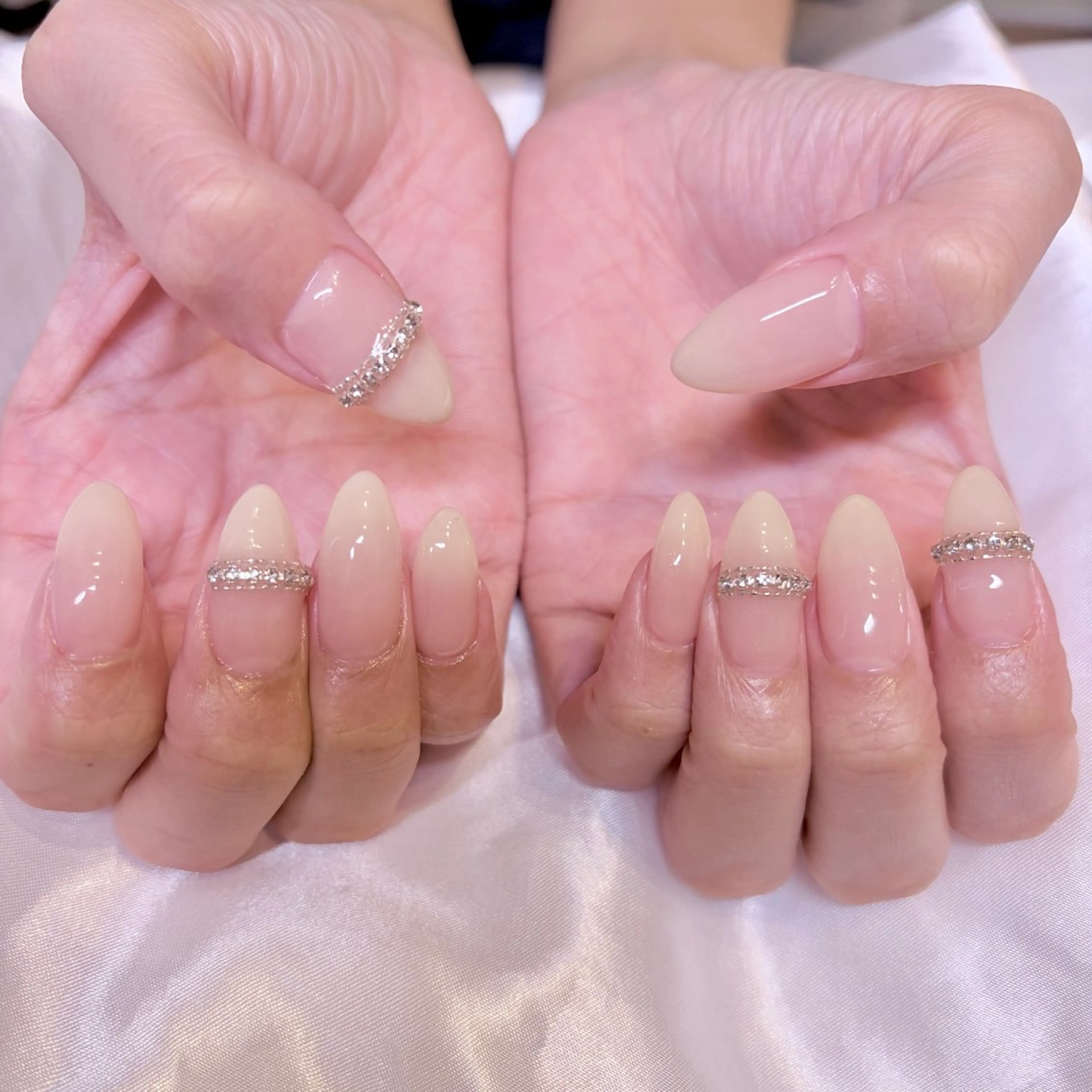 ネイル ワンホンネイル ハンドネイル nail salon e'mu💐のネイルデザイン