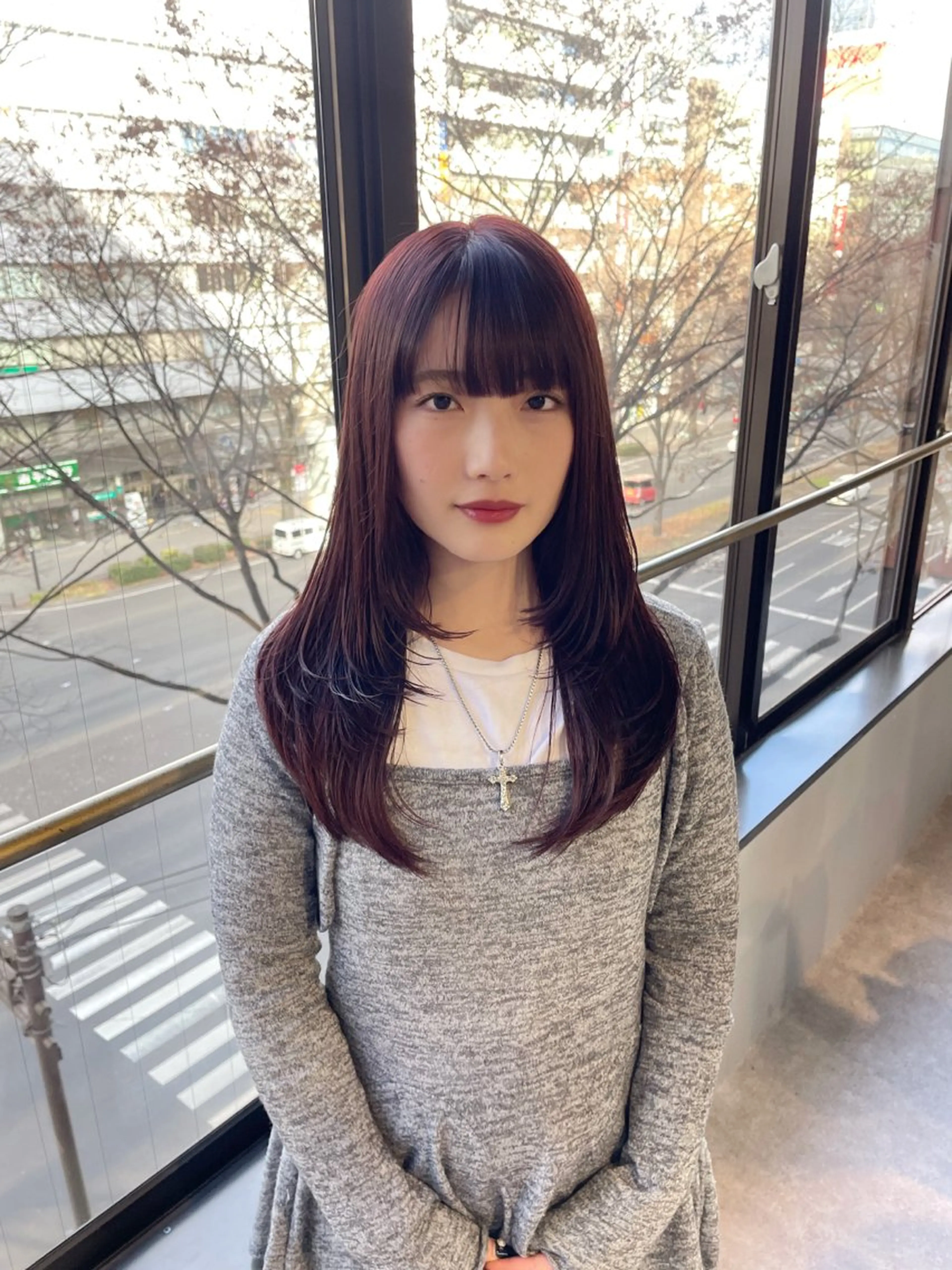 ロング ハッシュカット 韓国風ヘア Mimi🎀ブリーチ なし透明感 Ｗカラーのヘアスタイル