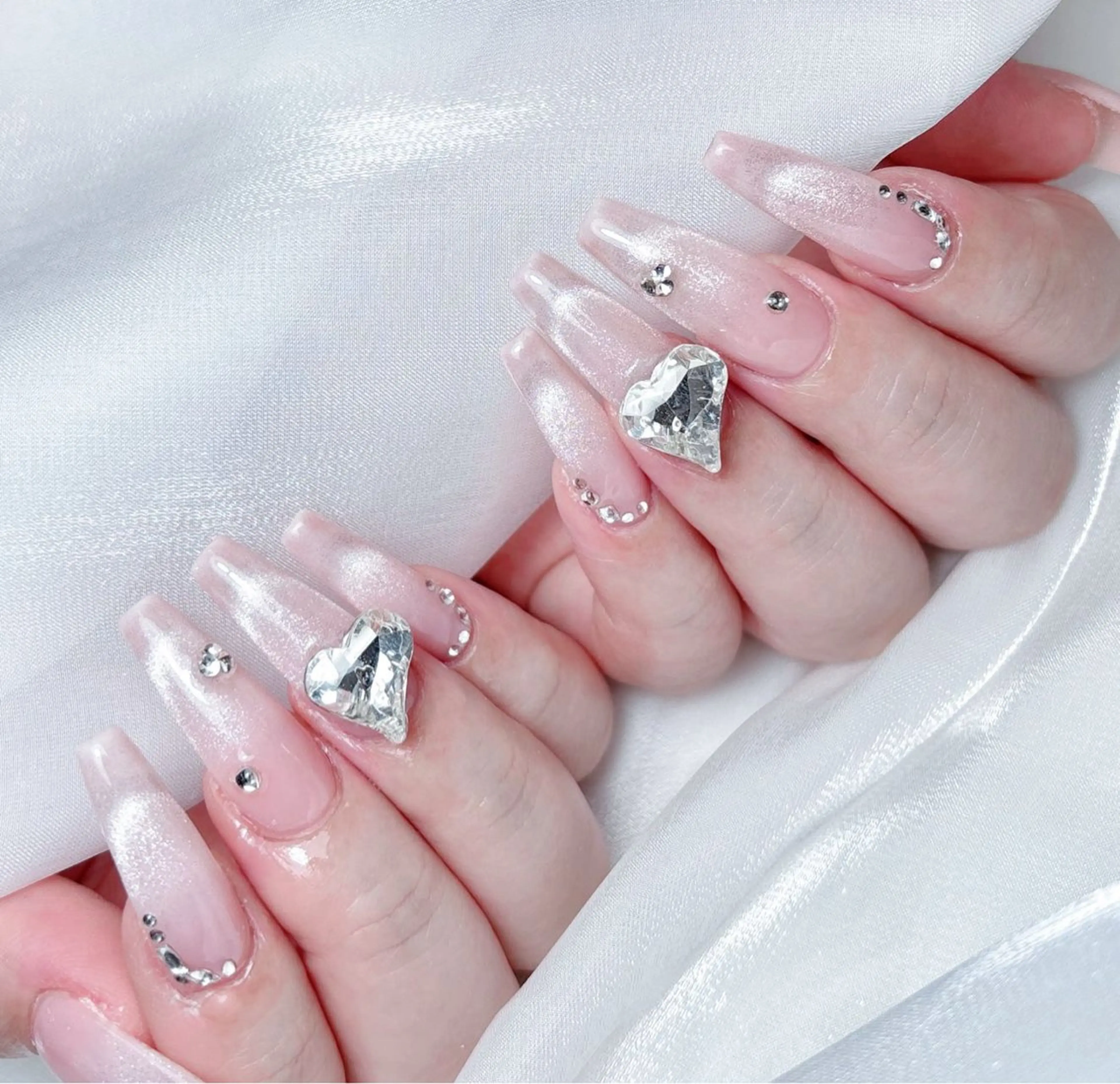 ネイル ハンドネイル M🌷nail 長さだし専門店のネイルデザイン