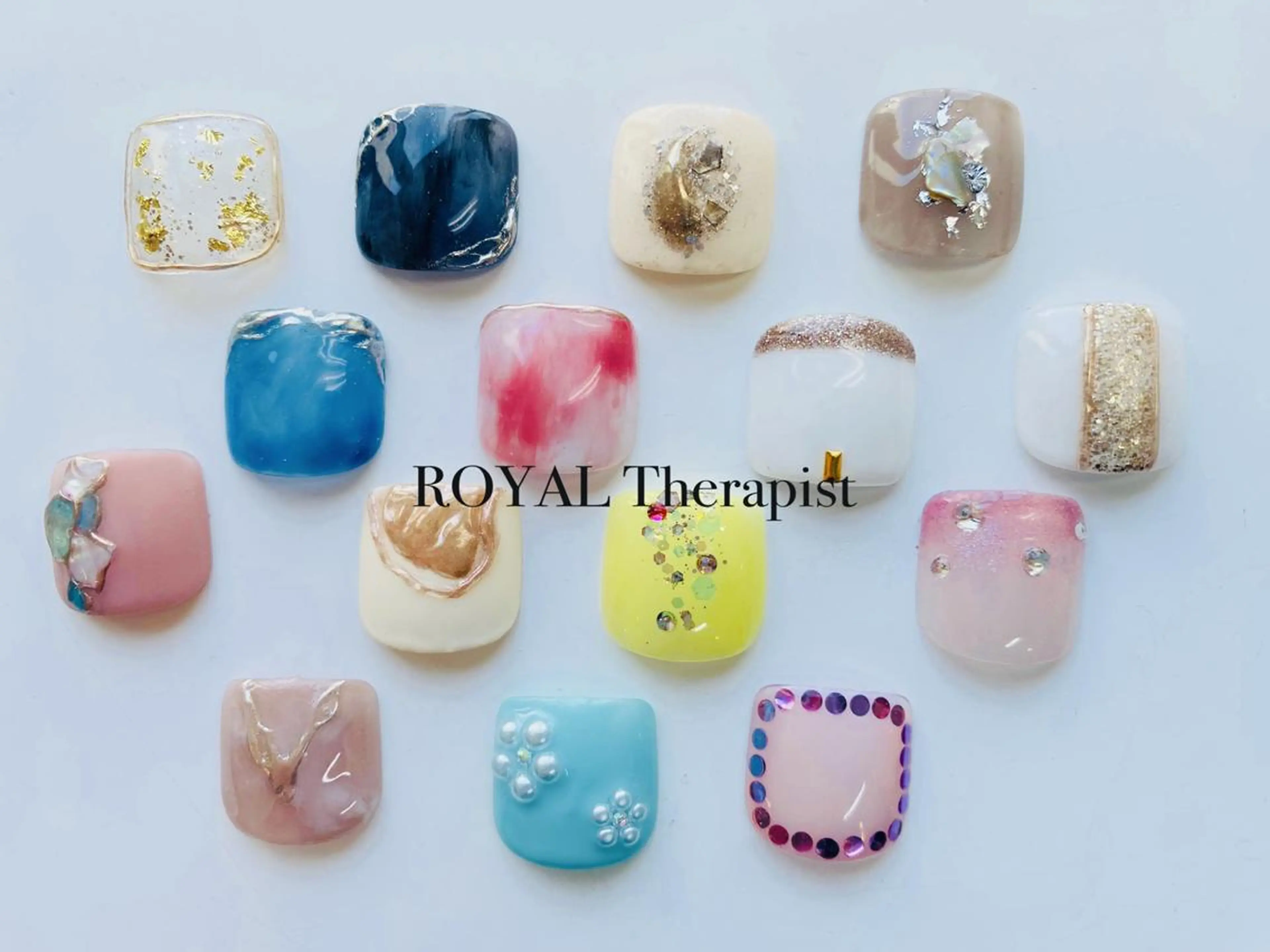 ネイル フットネイル 【山岡】 ロイヤル•セラピストのネイルデザイン