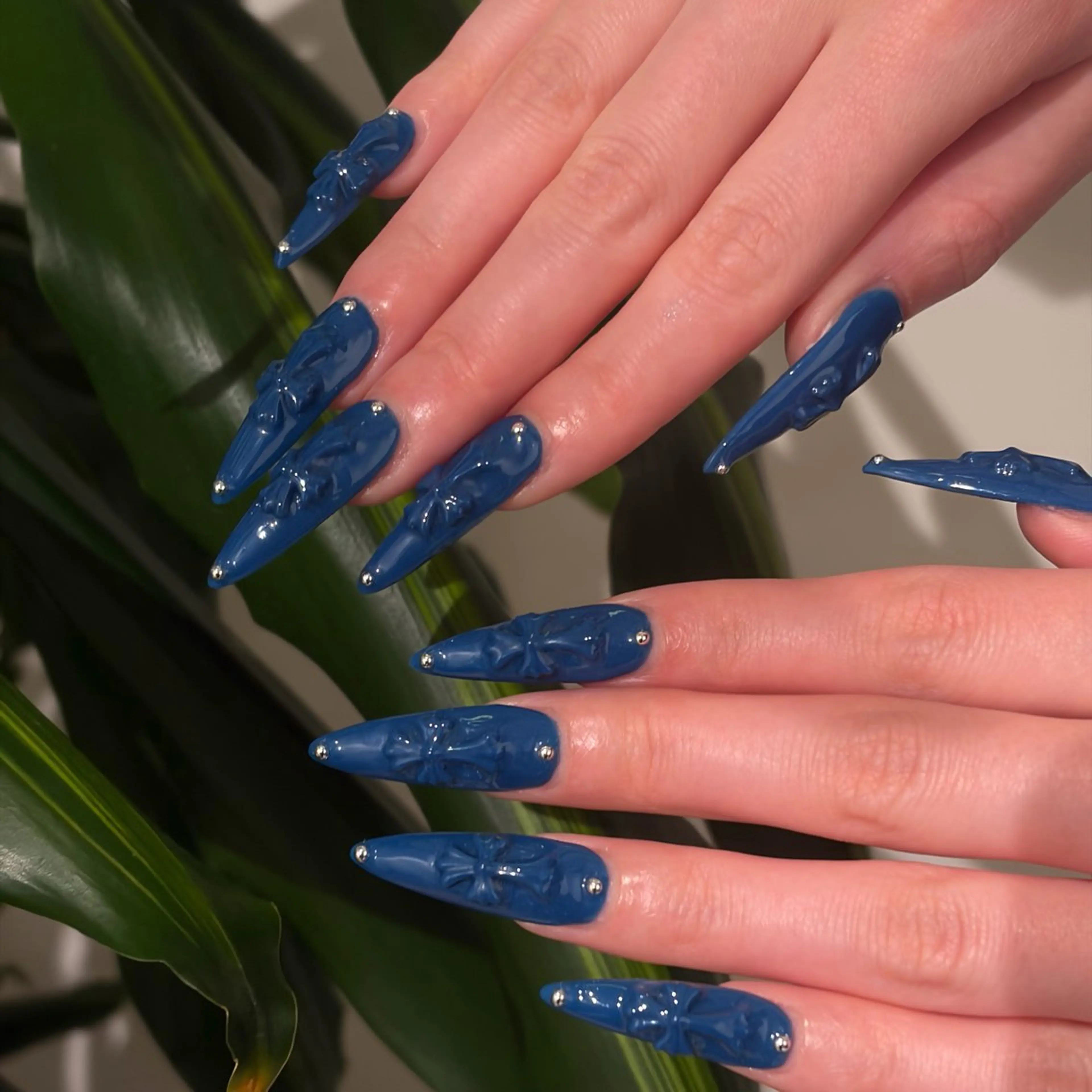 ネイル ハンドネイル 🐬Cxxu° Nail✝️のネイルデザイン