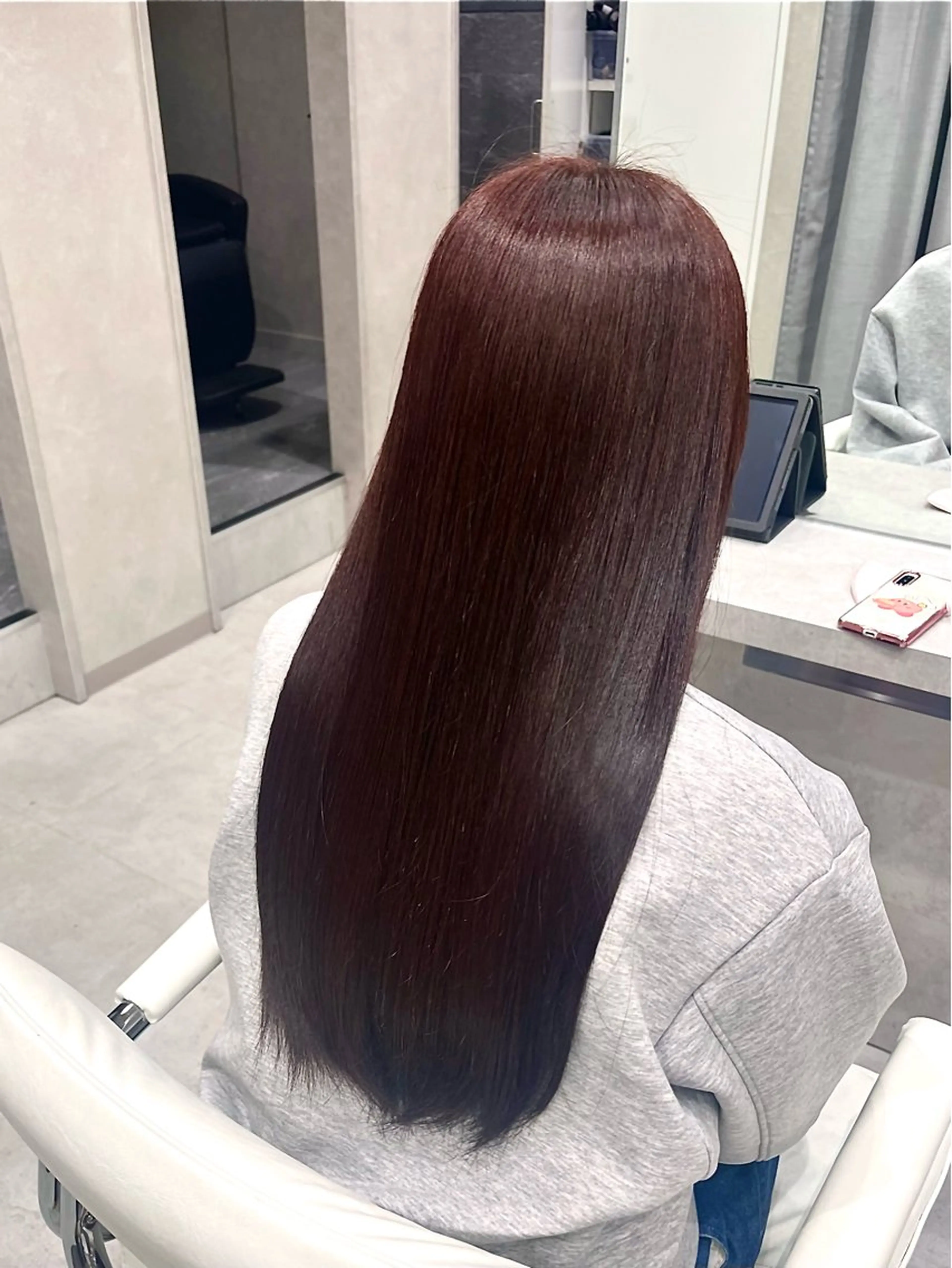 ロング ヘアカラー 三浦 悠慎のヘアスタイル
