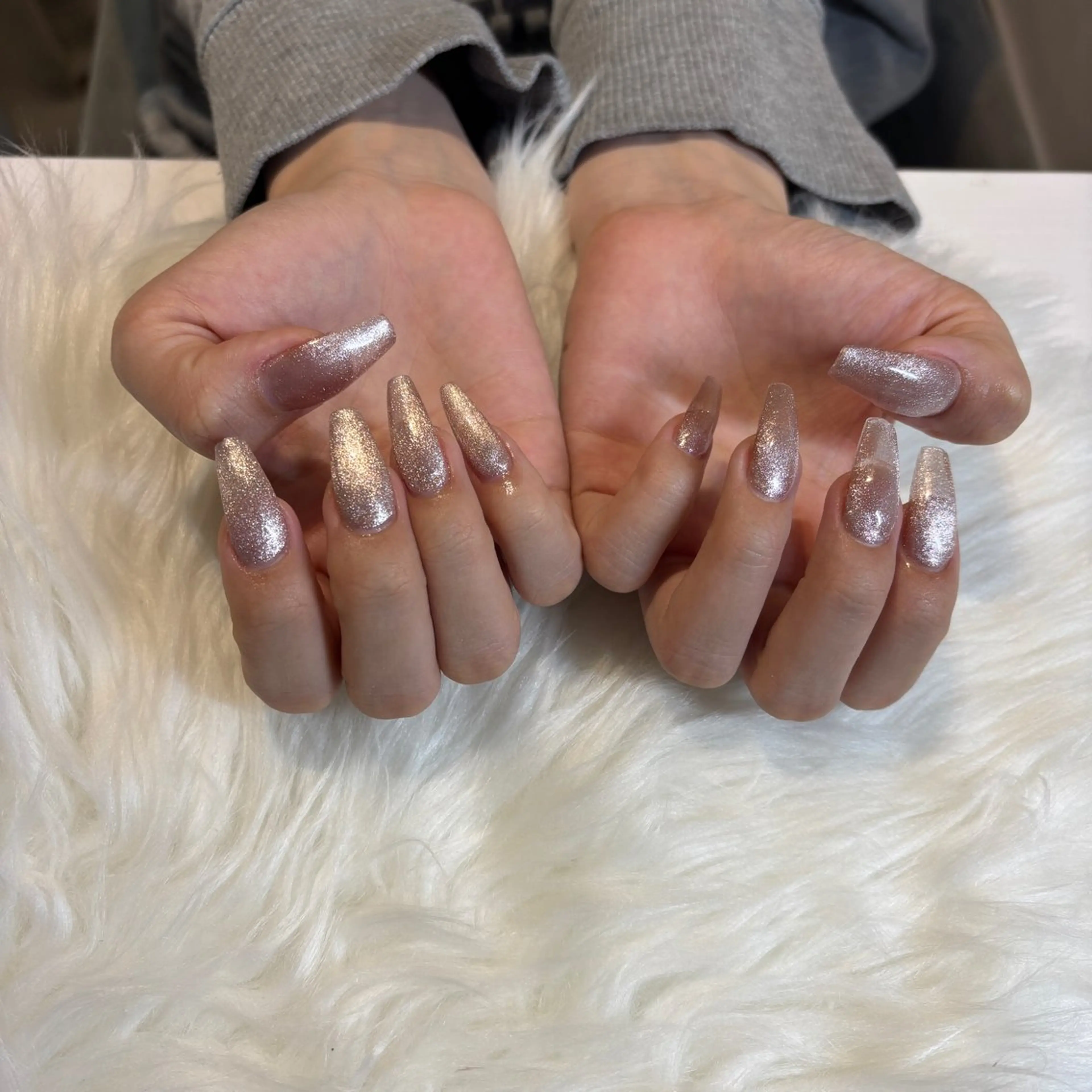 ネイル 長さ出し ワンカラーネイル 髙橋 里奈のネイルデザイン