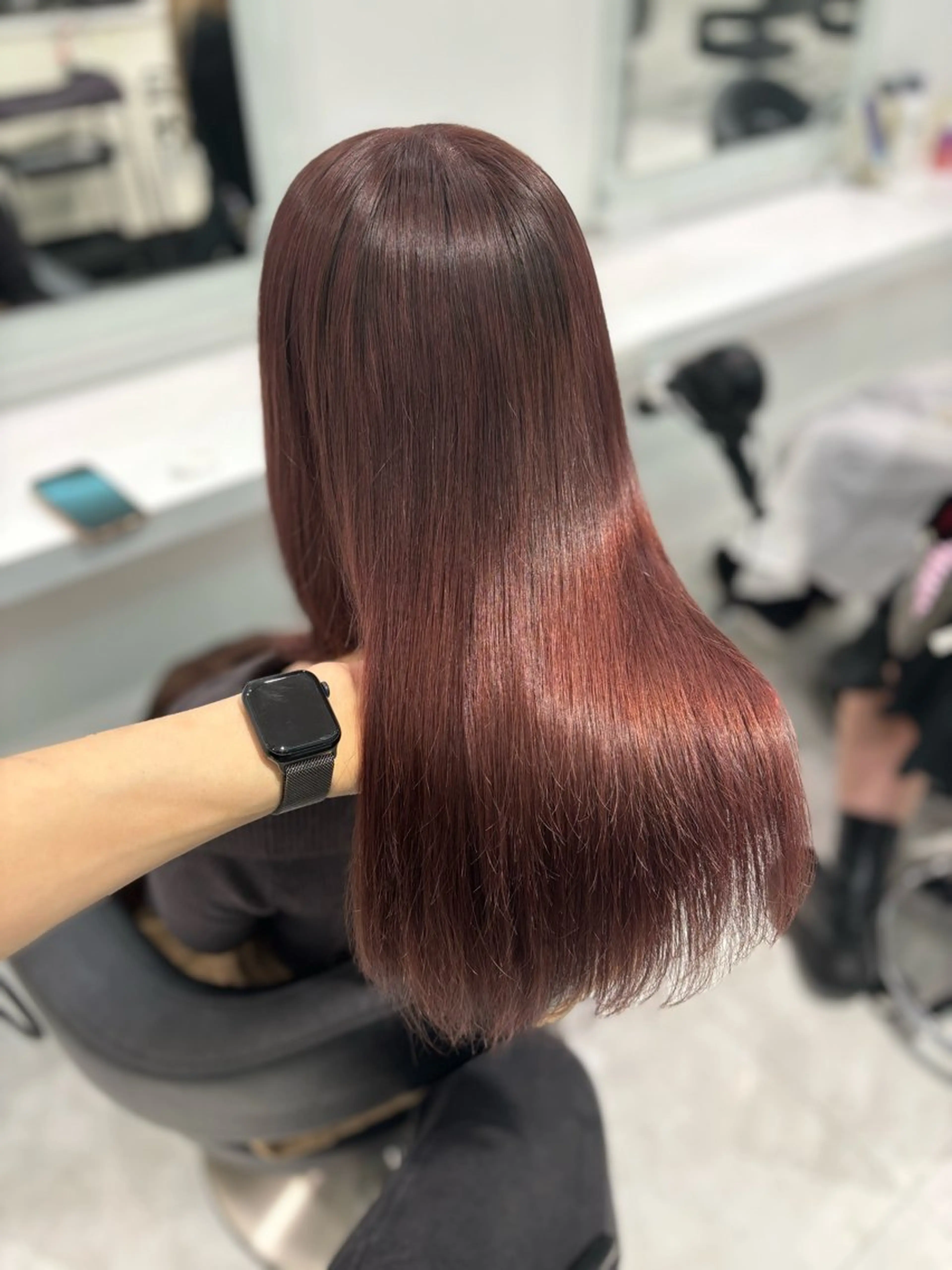 ロング カラー ヘアカラー トリートメント ヘッドスパ ヘアセット 流行りの透明感カラー ×縮毛矯正🤍ユウのヘアスタイル