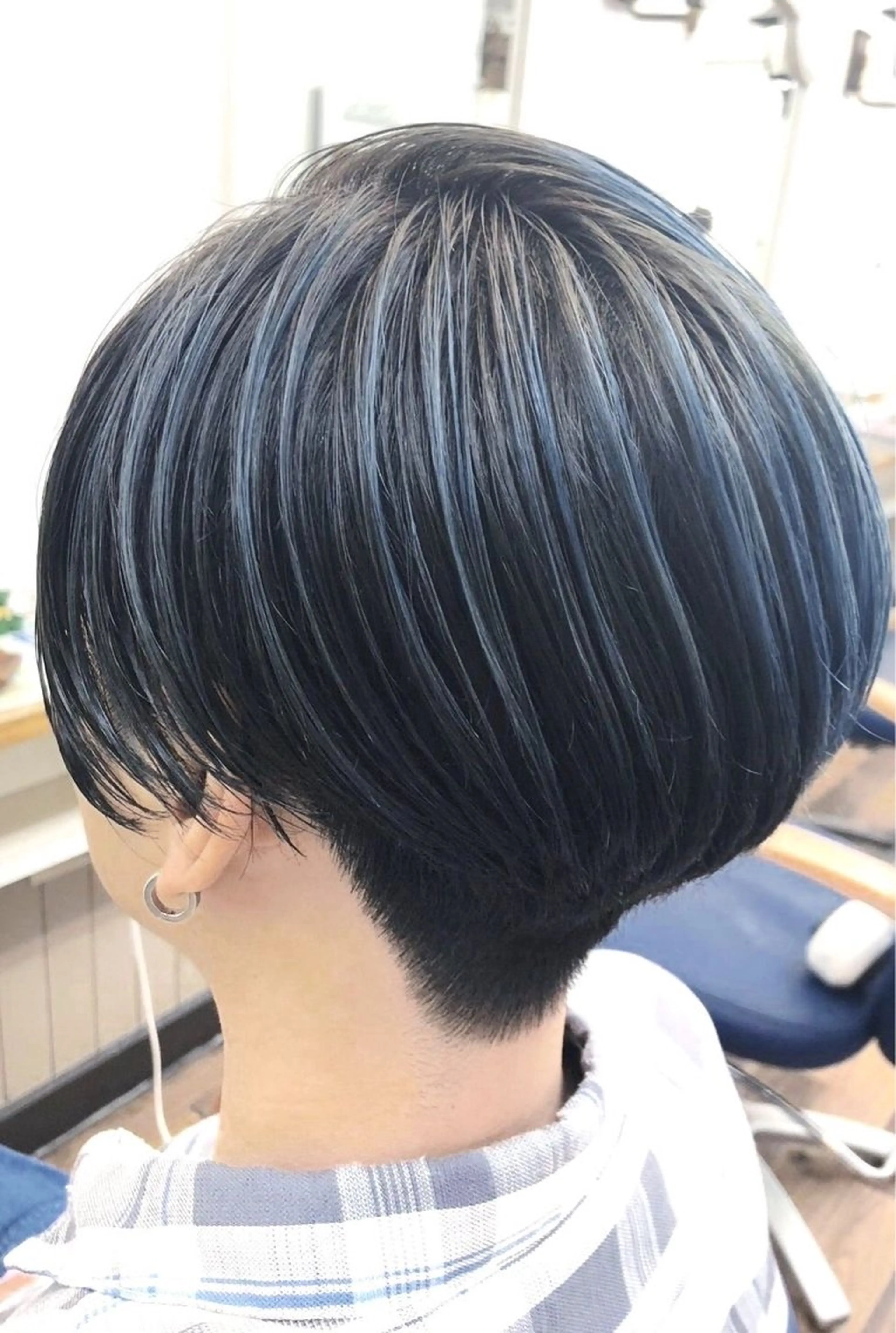 《ショート》カット+アンブレラカラー+ブロー(全体染めは+別料金)の写真