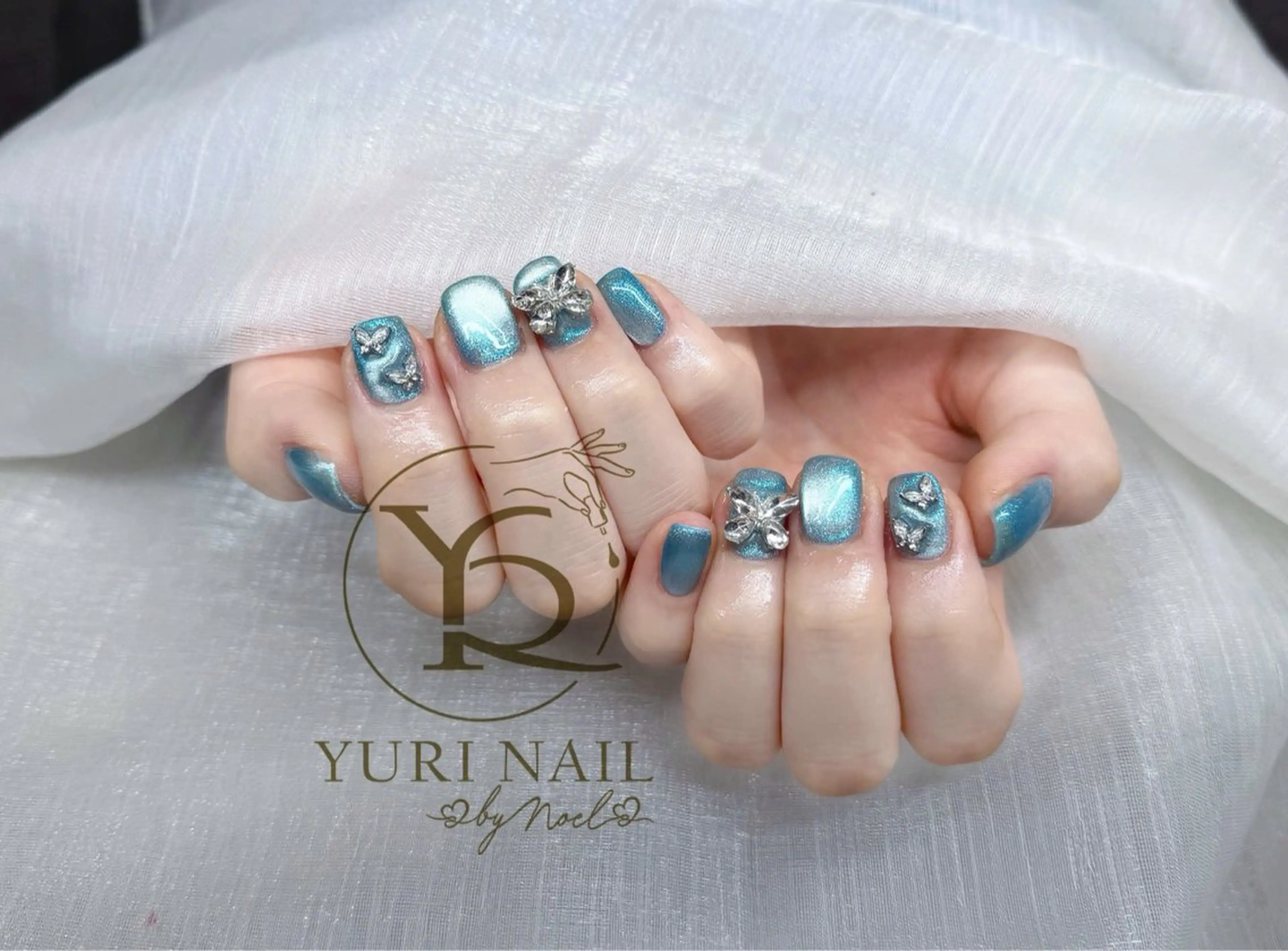 ネイル ハンドネイル フットネイル ハンドケア YURI Nail NARITAのネイルデザイン