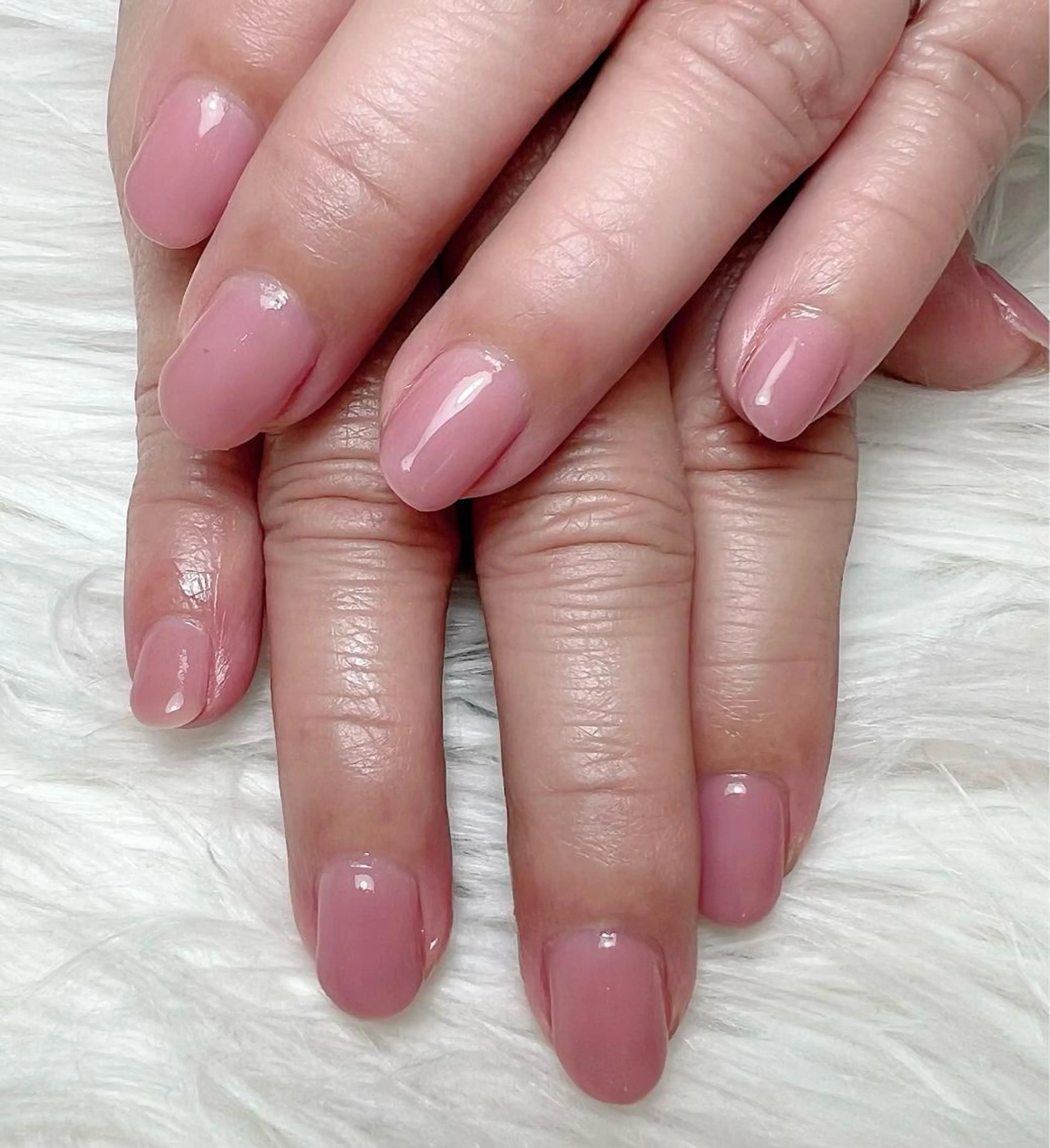 ネイル ジェルネイル ワンカラーネイル シンプルネイル 春ネイル ハンドネイル シェヌネイル JURAのネイルデザイン