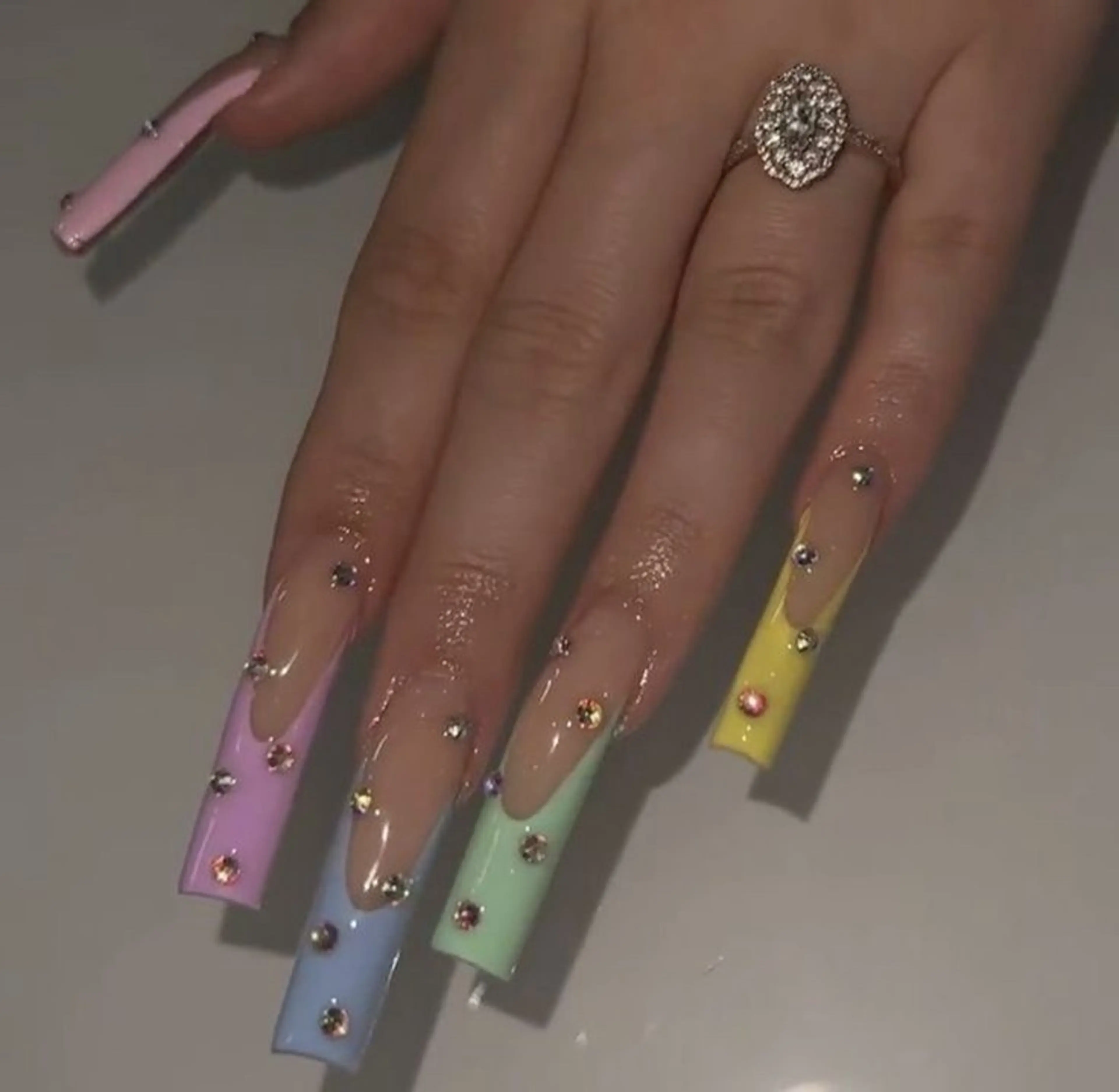 ネイル Ri-e's nailのネイルデザイン