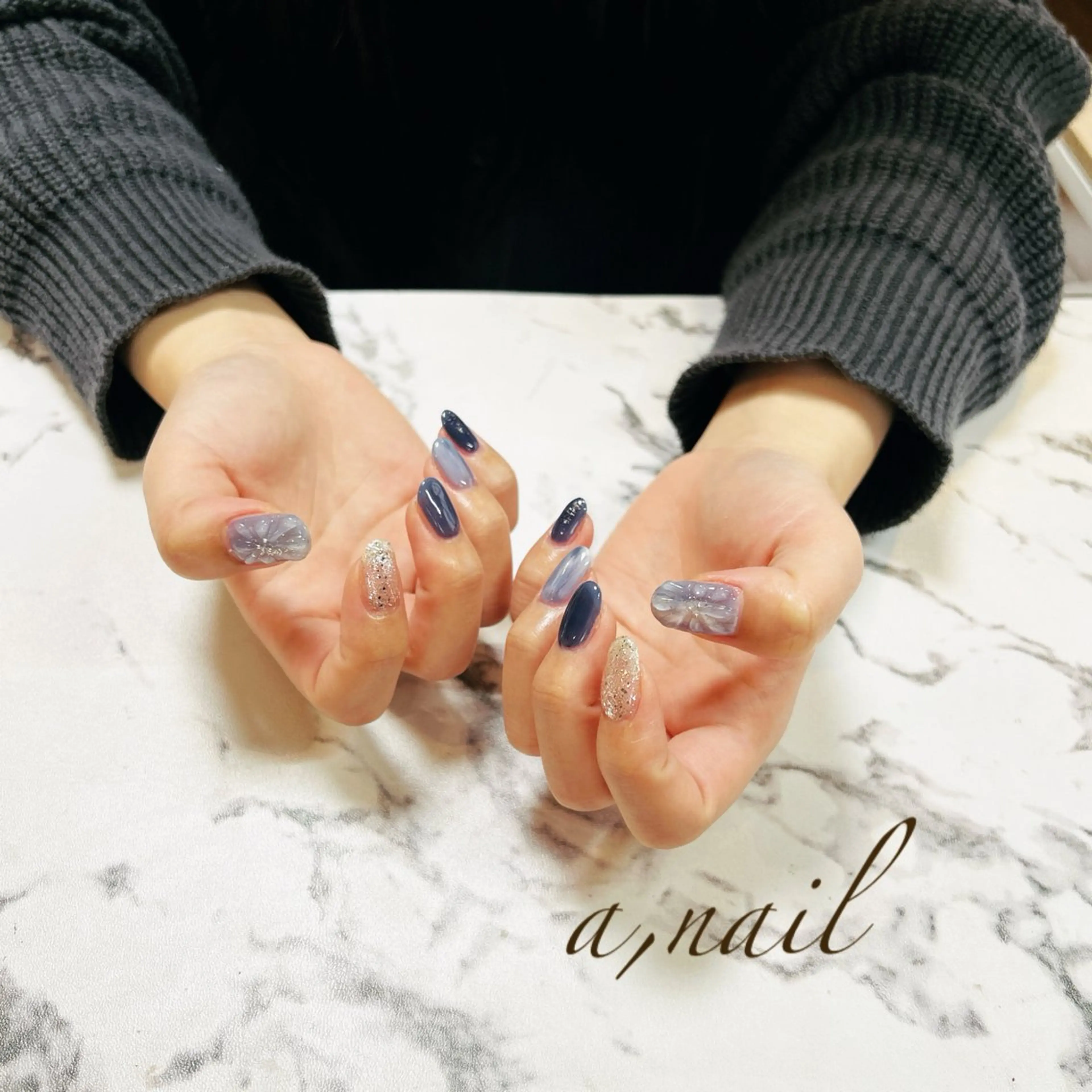 ネイル フラワーネイル ジェルネイル キラキラネイル ニュアンスネイル パラジェル ハンドネイル ネイルサロン エーネイルのネイルデザイン