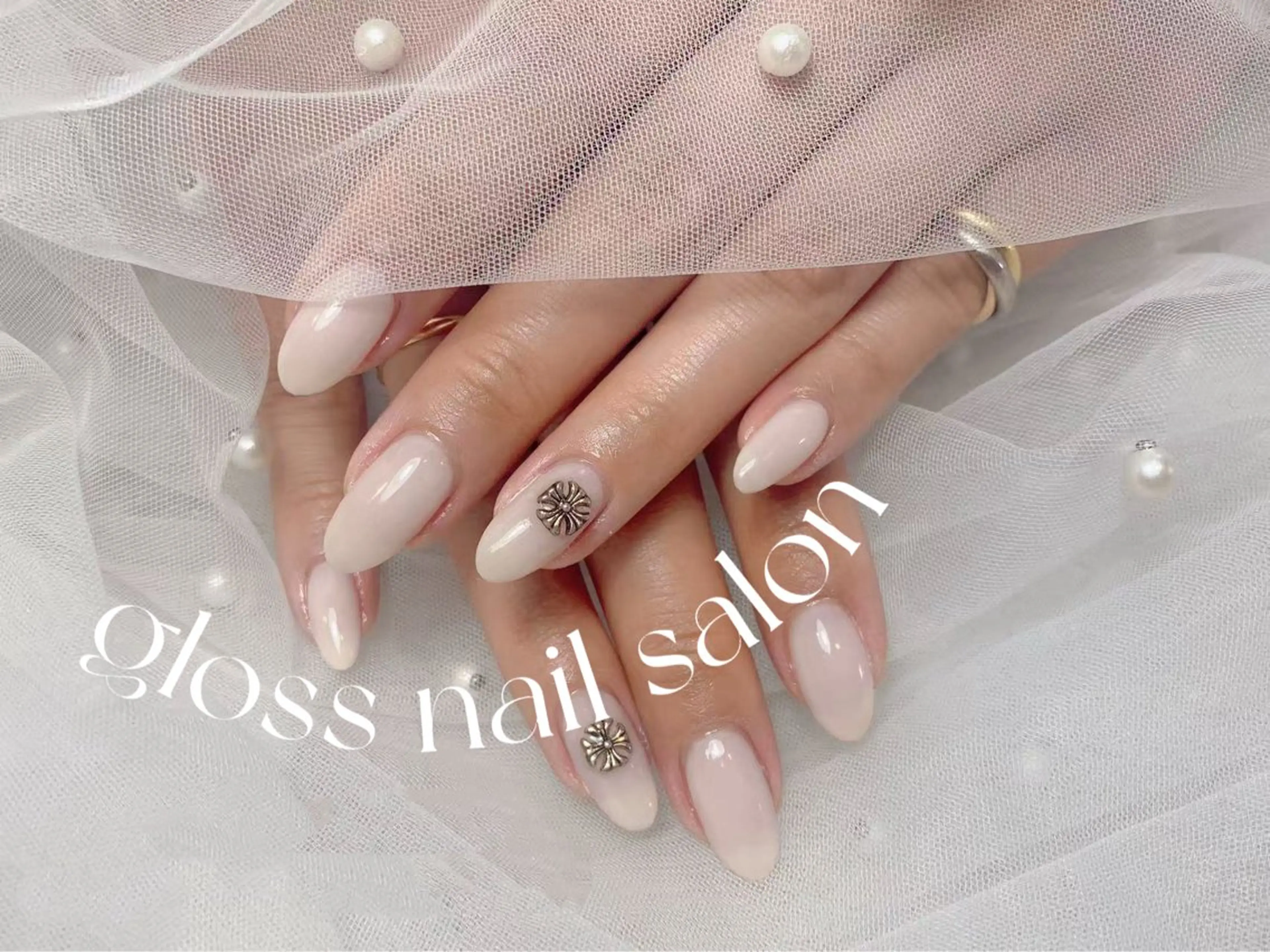 ネイル miho🍎 Gloss nailのネイルデザイン