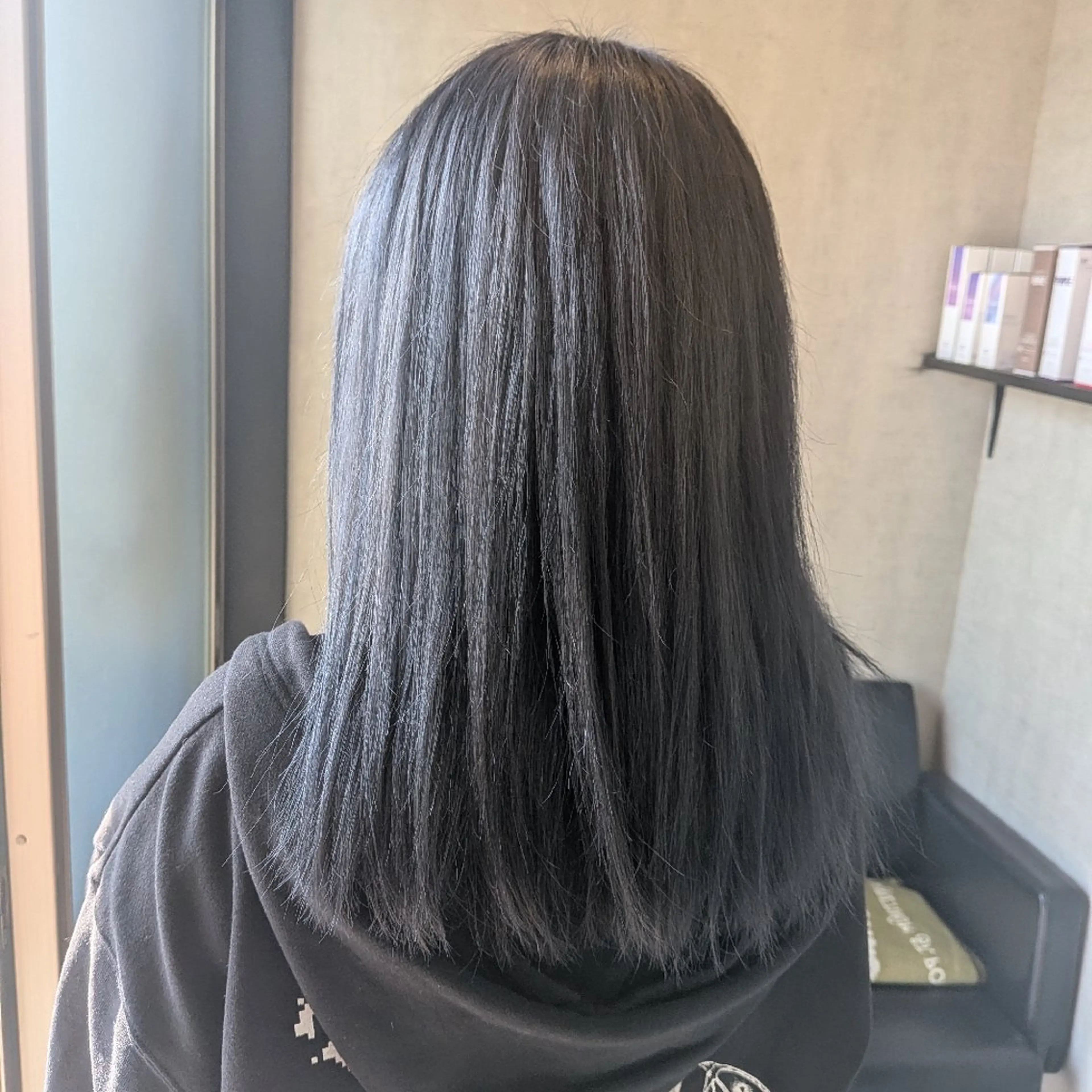 ロング カラー 小林 梨香のヘアスタイル