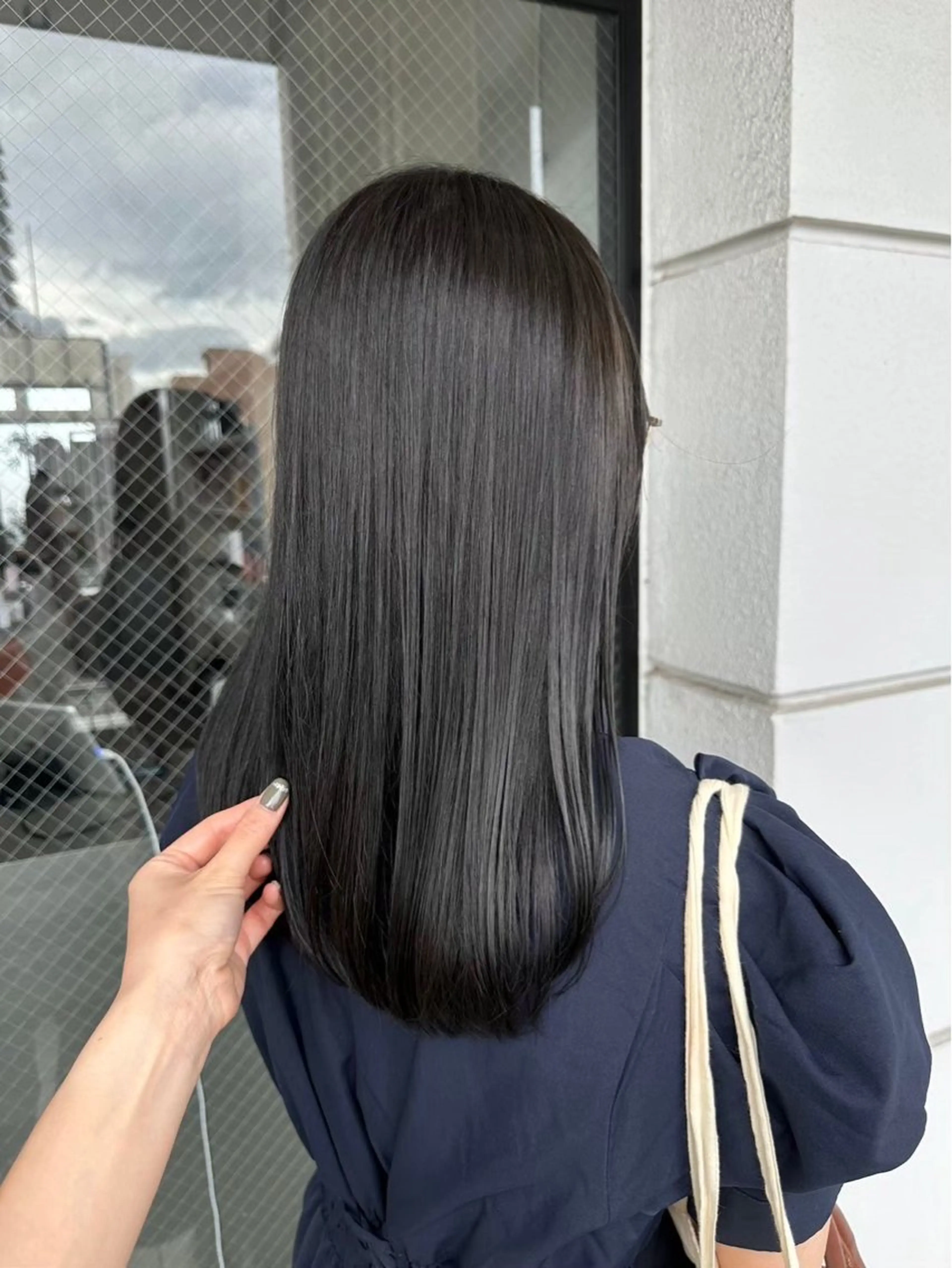 カラー 坂口 優衣のヘアスタイル