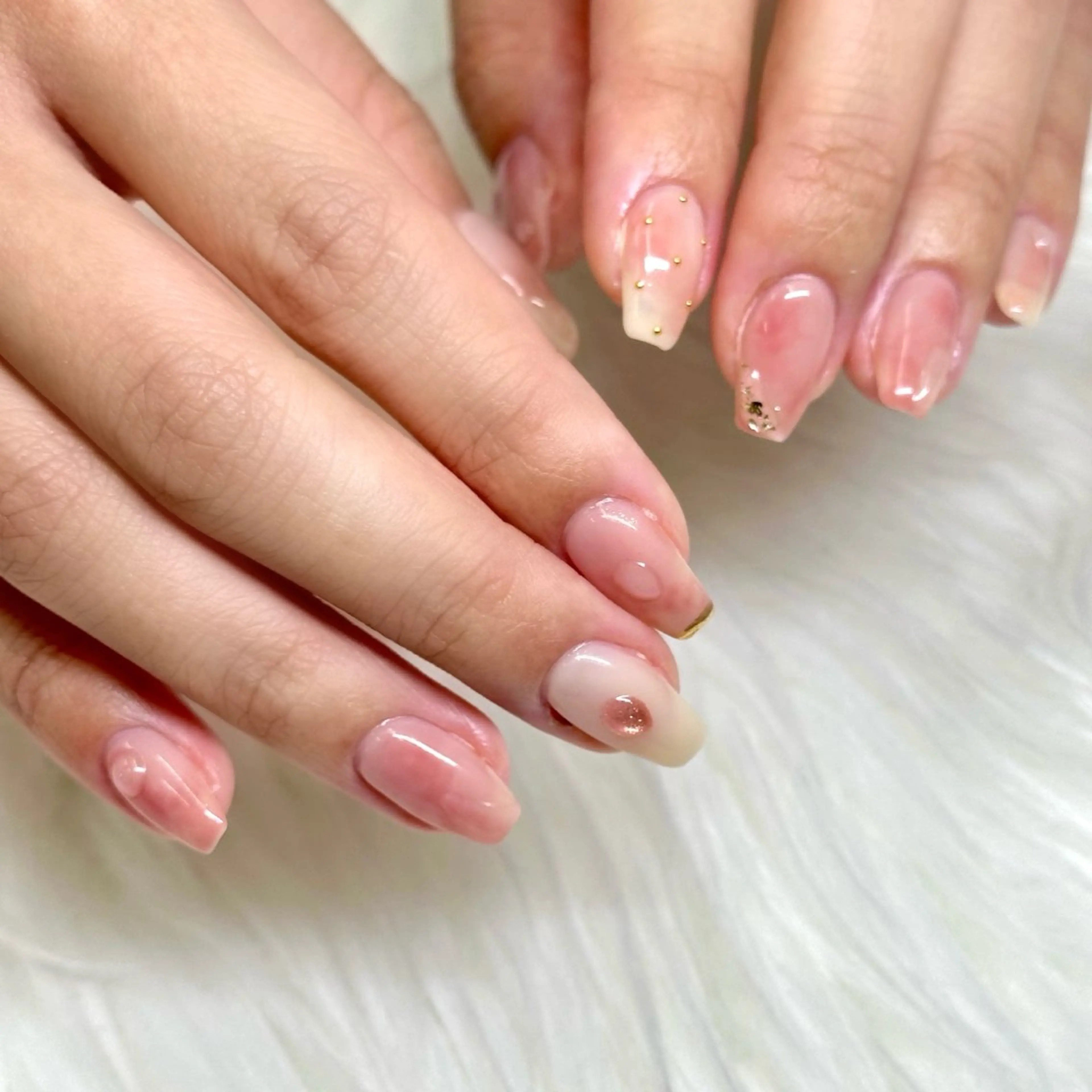 ネイル ニュアンスネイル ハンドネイル Bianca浦和西口 Takenouchiのネイルデザイン