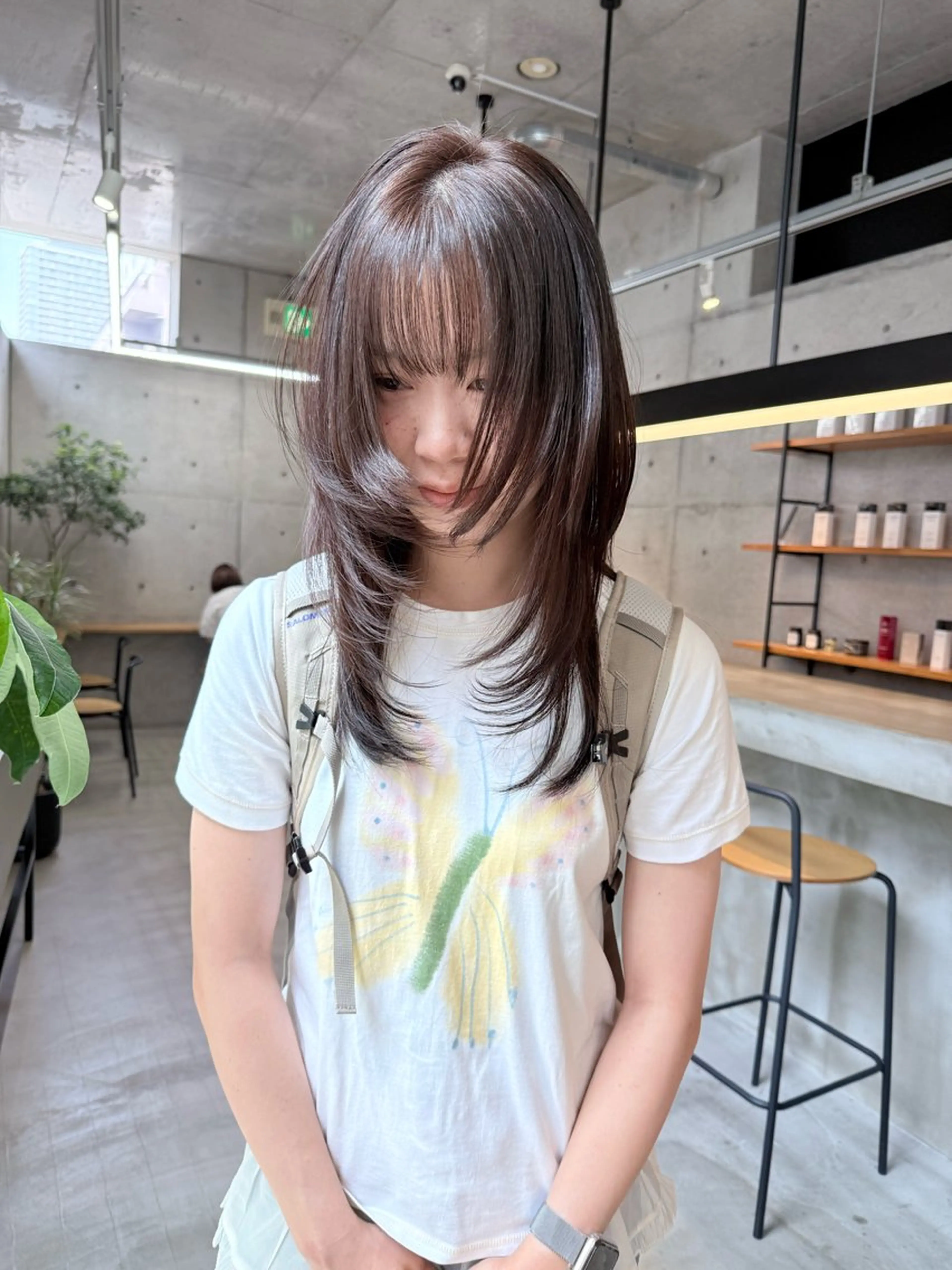 ミディアム レイヤーカット カット ヘアカラー トリートメント 葉 /レイヤーカットのヘアスタイル