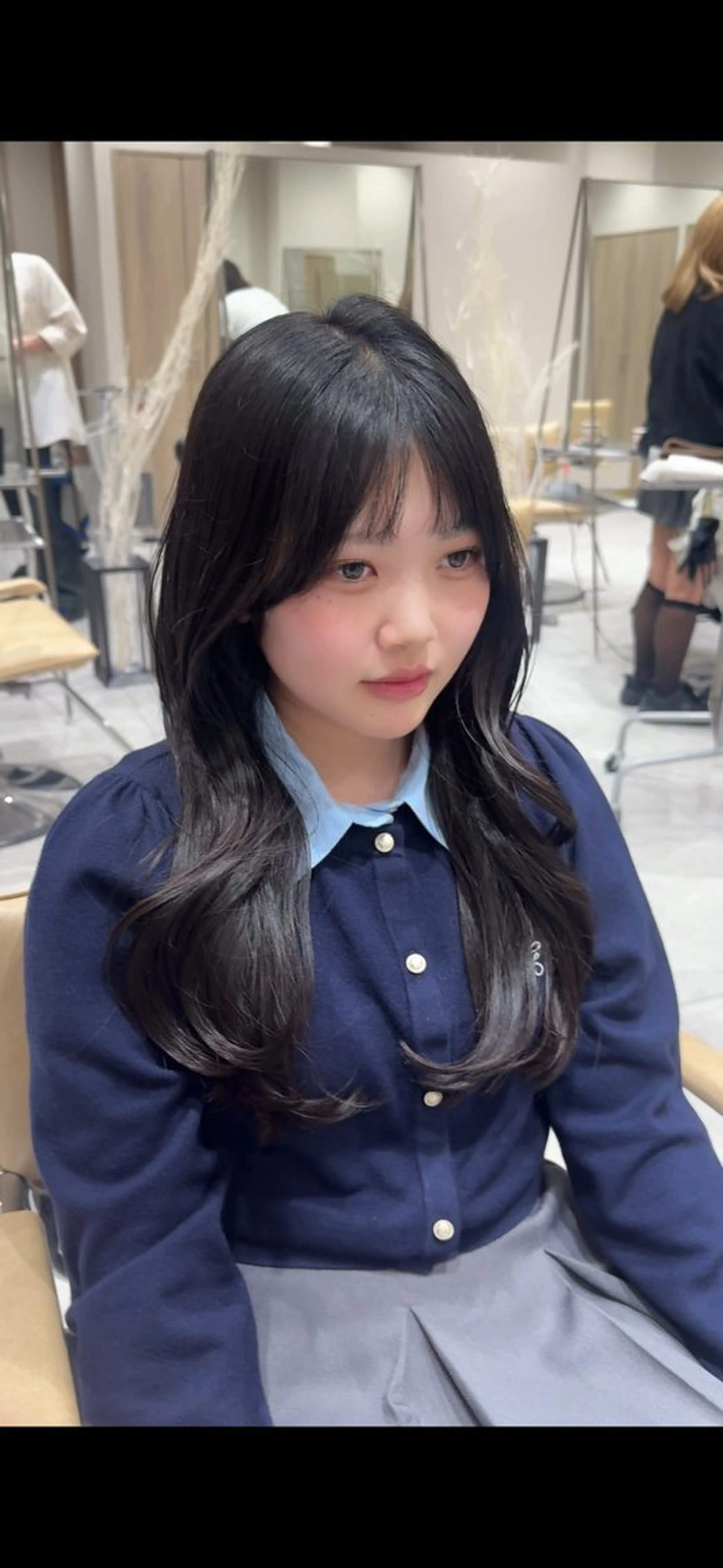 ロング レイヤーカット ロング 小顔カット カット 透明感|ストレート| クロスパーマ|はるかのヘアスタイル