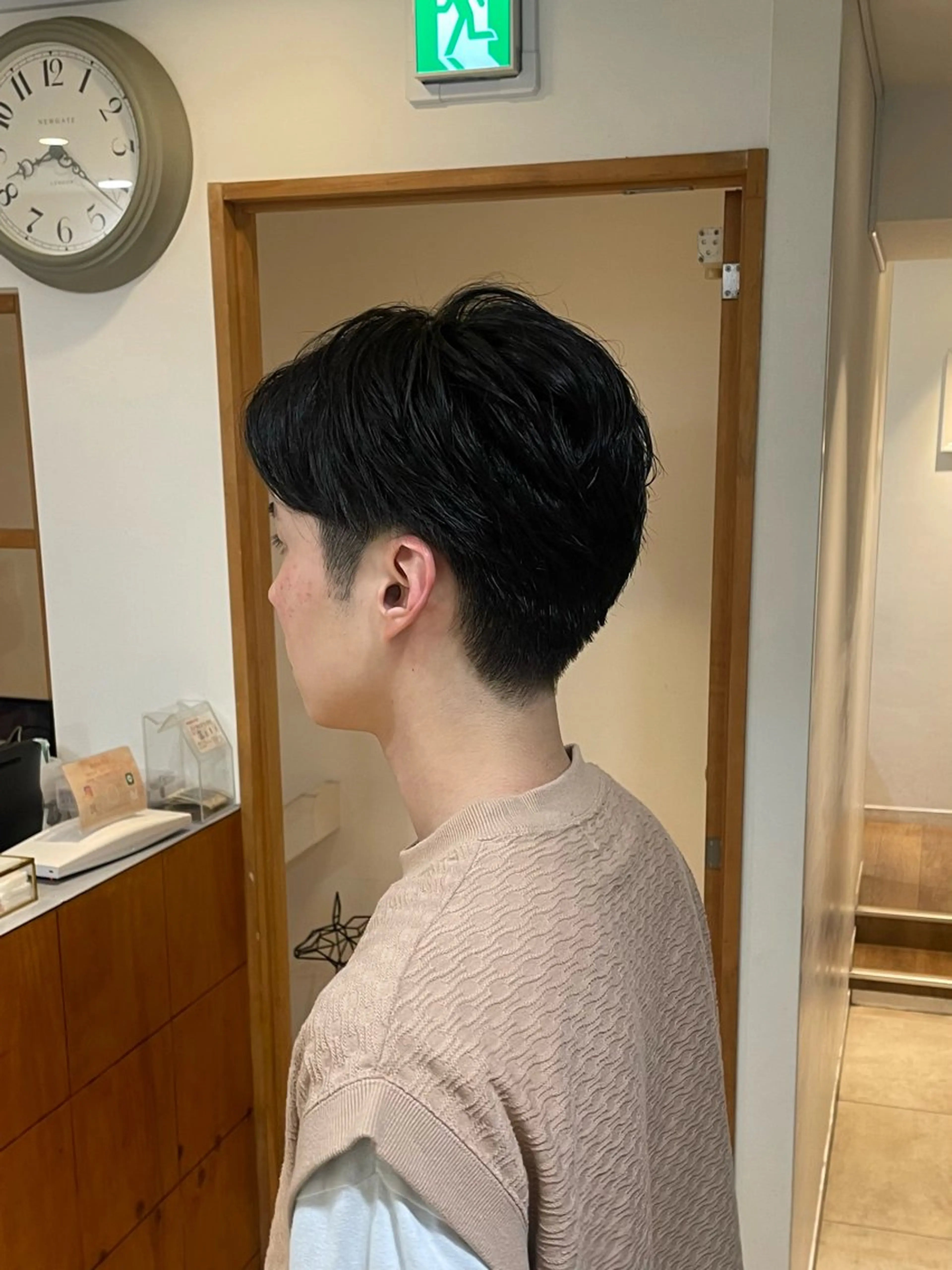 ショート パーマ 秋元 佳乃のヘアスタイル