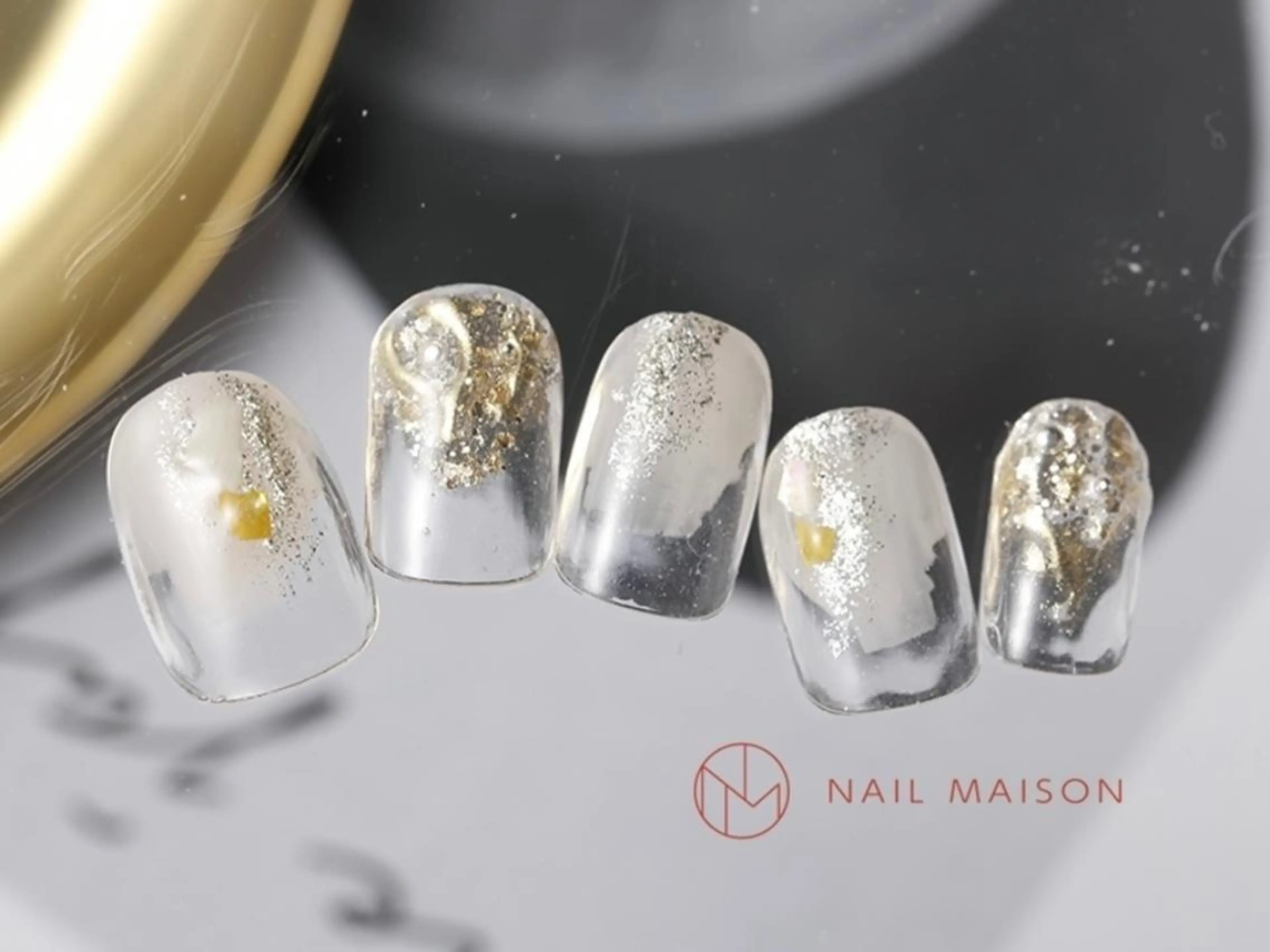 ネイル T RIRIKAのネイルデザイン