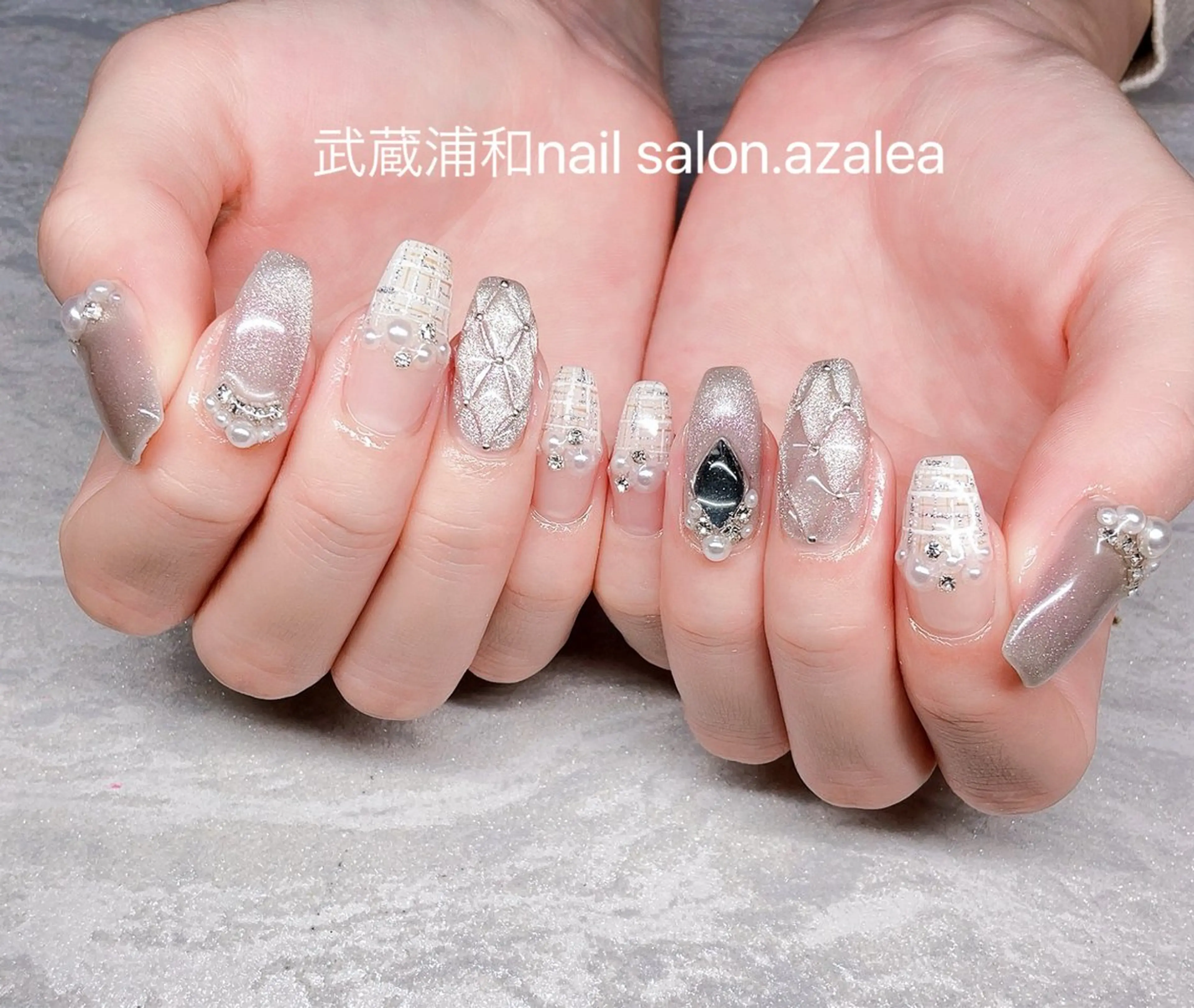 ネイル ハンドネイル R inのネイルデザイン