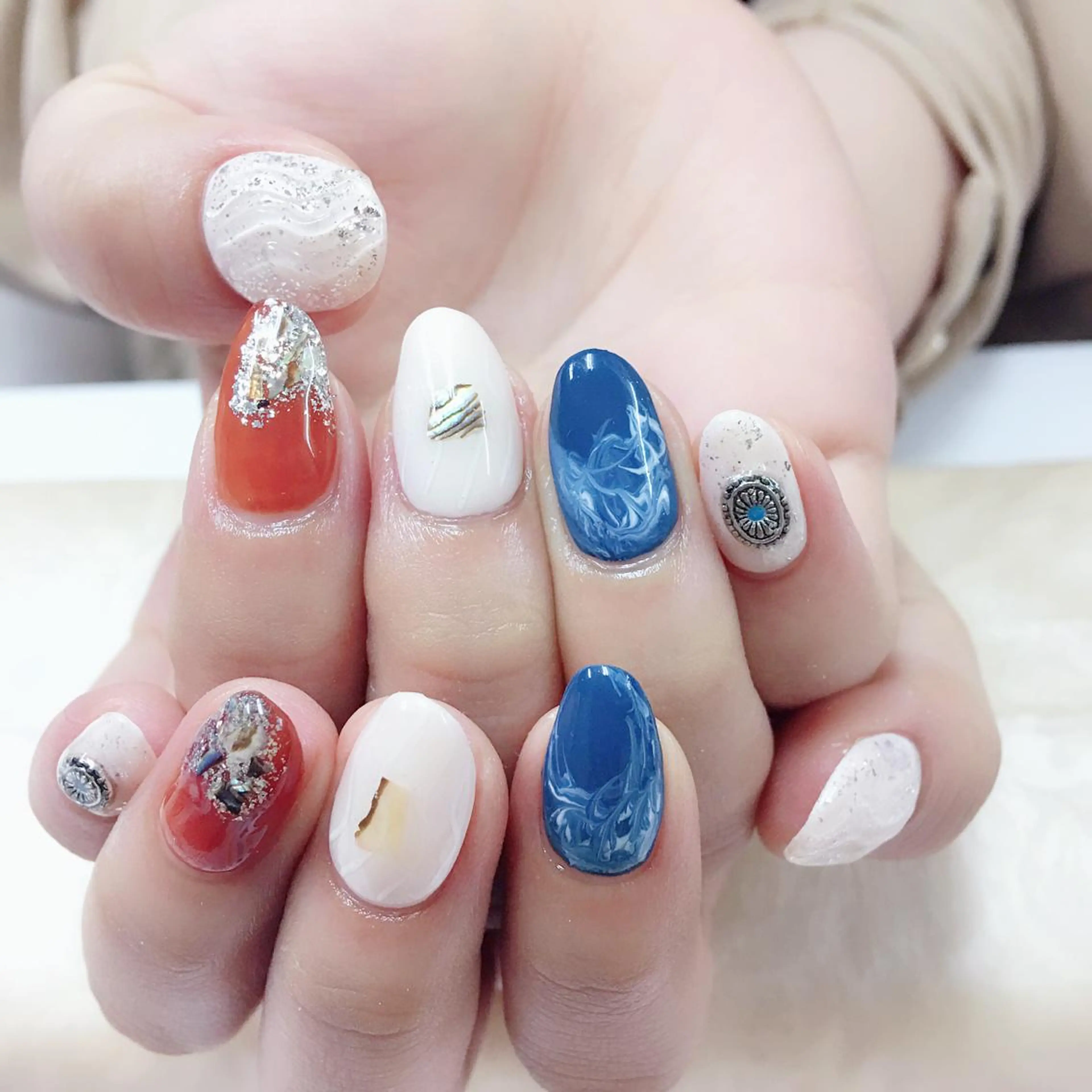 ネイル 💅ネイル✨ プリンセスのネイルデザイン