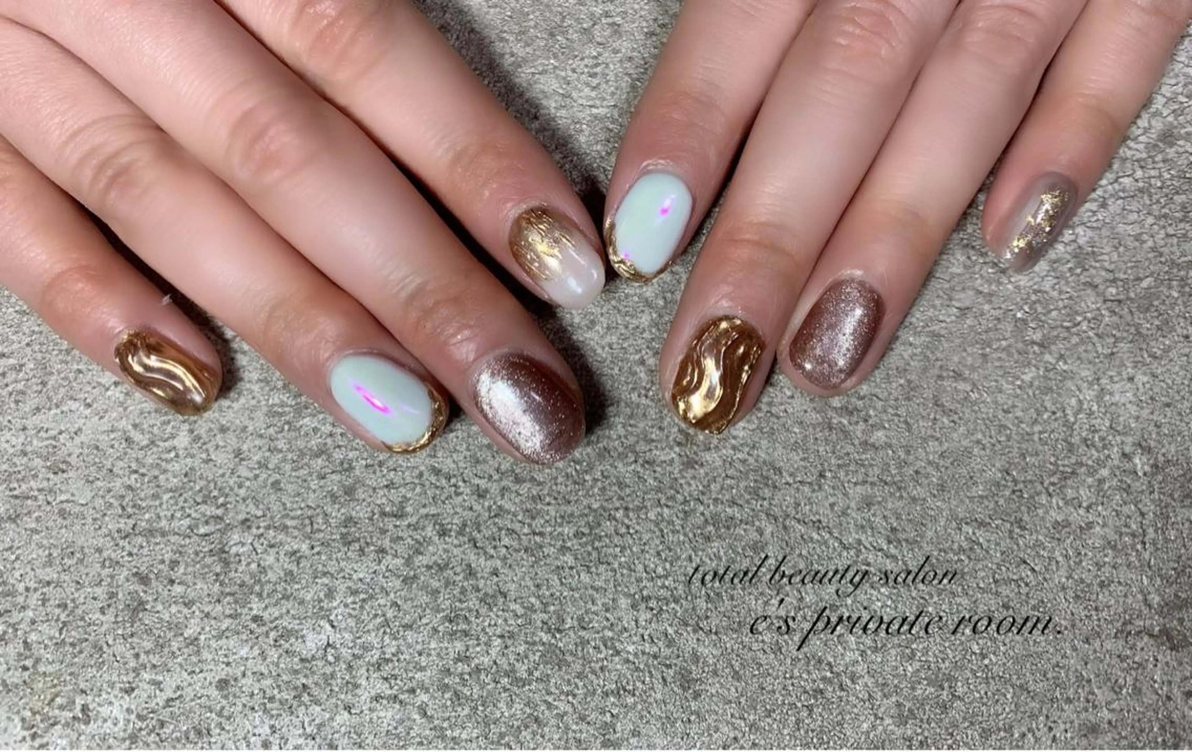 ネイル LAVISH nail salonのネイルデザイン