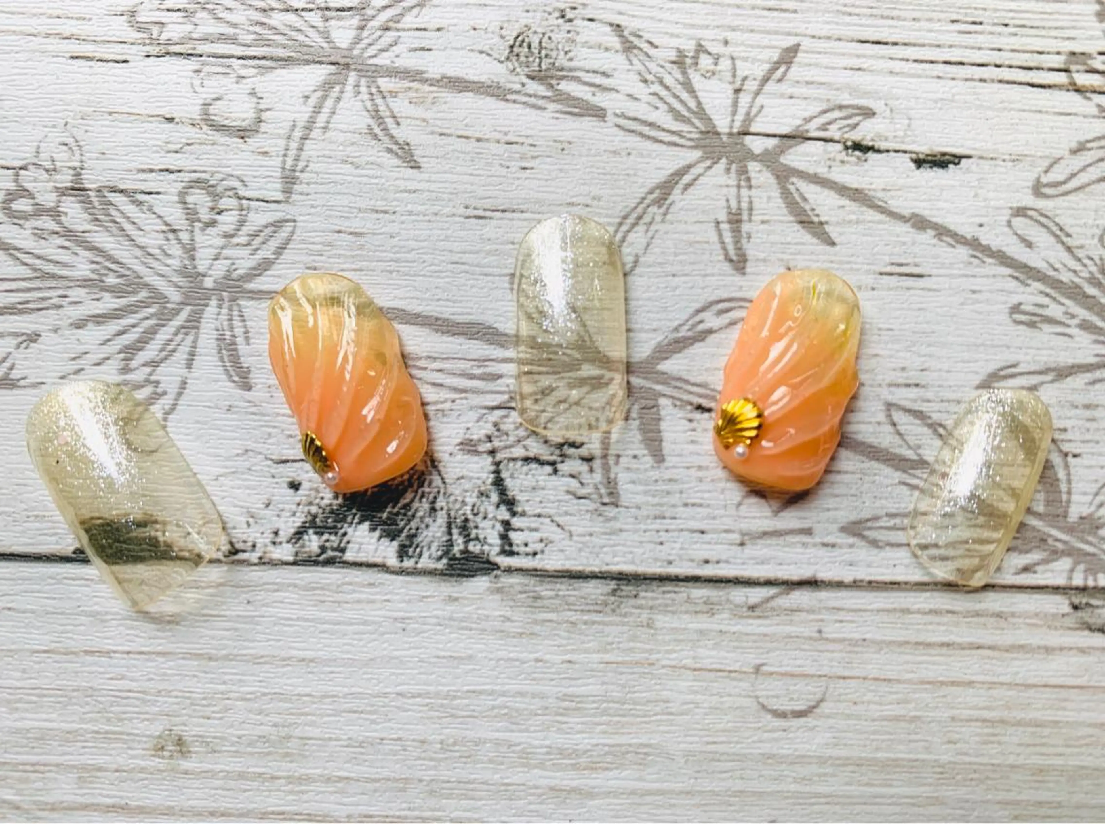 ネイル 林 志帆子【en2号店】のマツエク・マツパデザイン