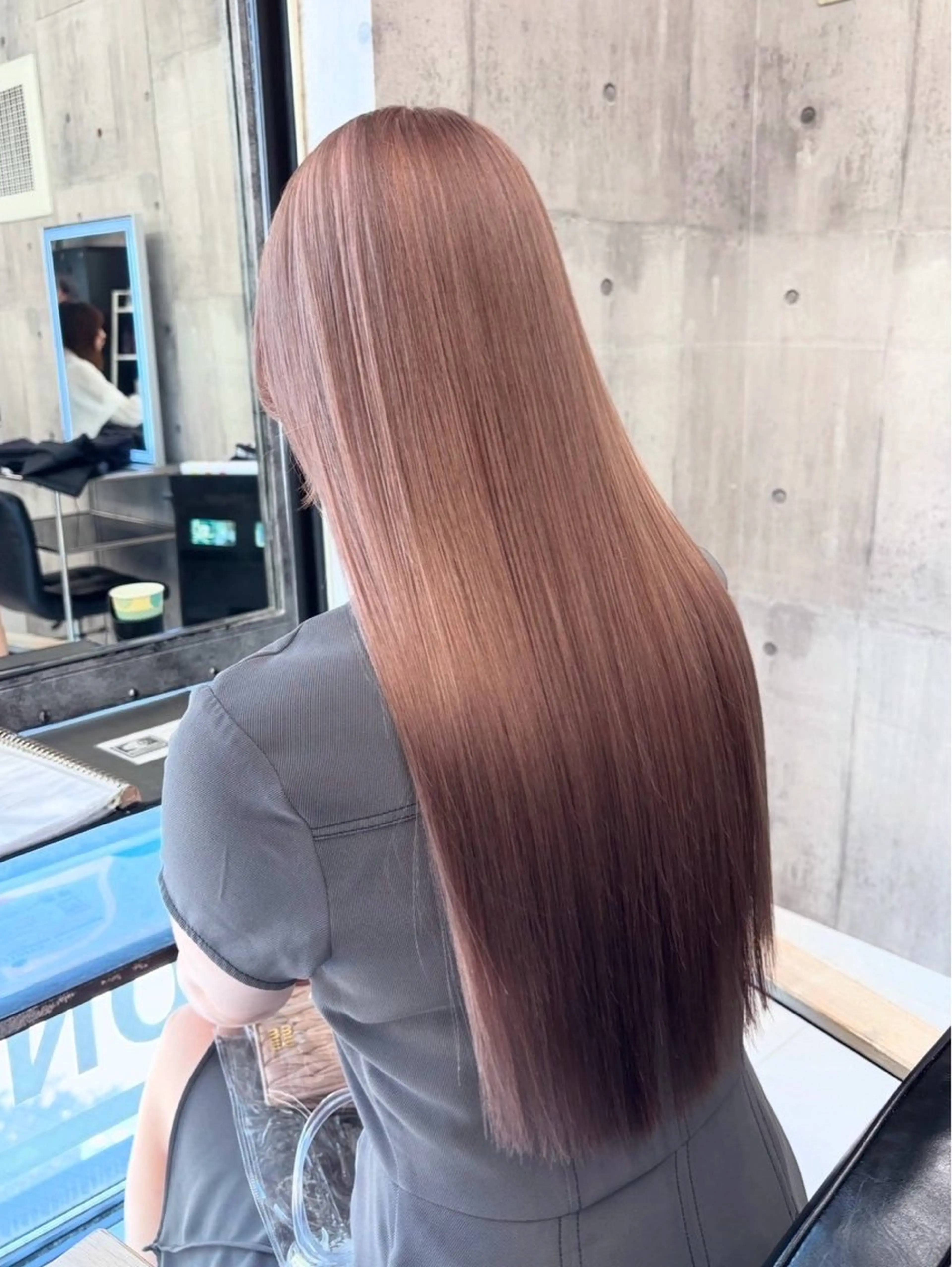 ミディアム カラー パーマ ヘアアレンジ メンズ キッズ ヘアカラー トリートメント レイヤー×ハイトーン / mihana🪐のヘアスタイル