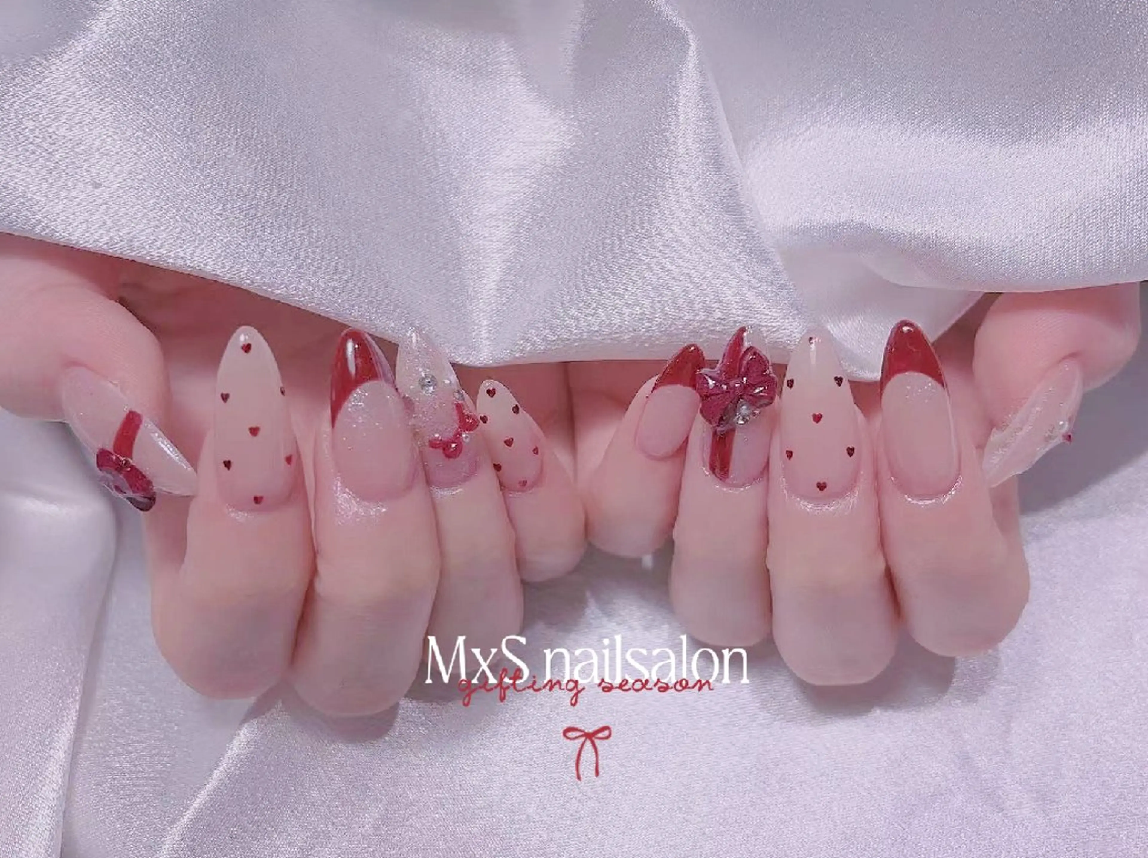 ネイル ハンドネイル MxS リィリィのネイルデザイン