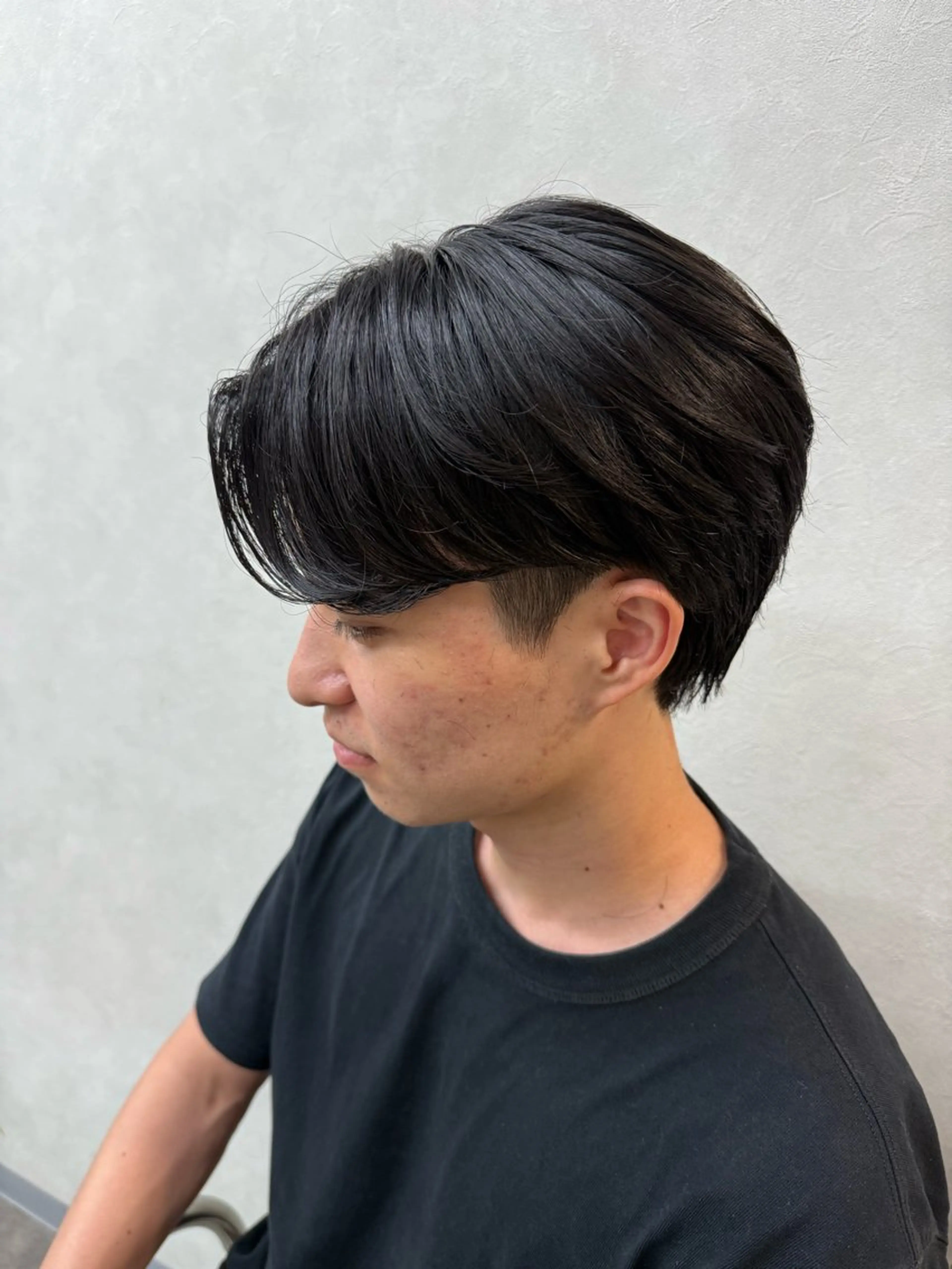 メンズカットセンターパートの写真