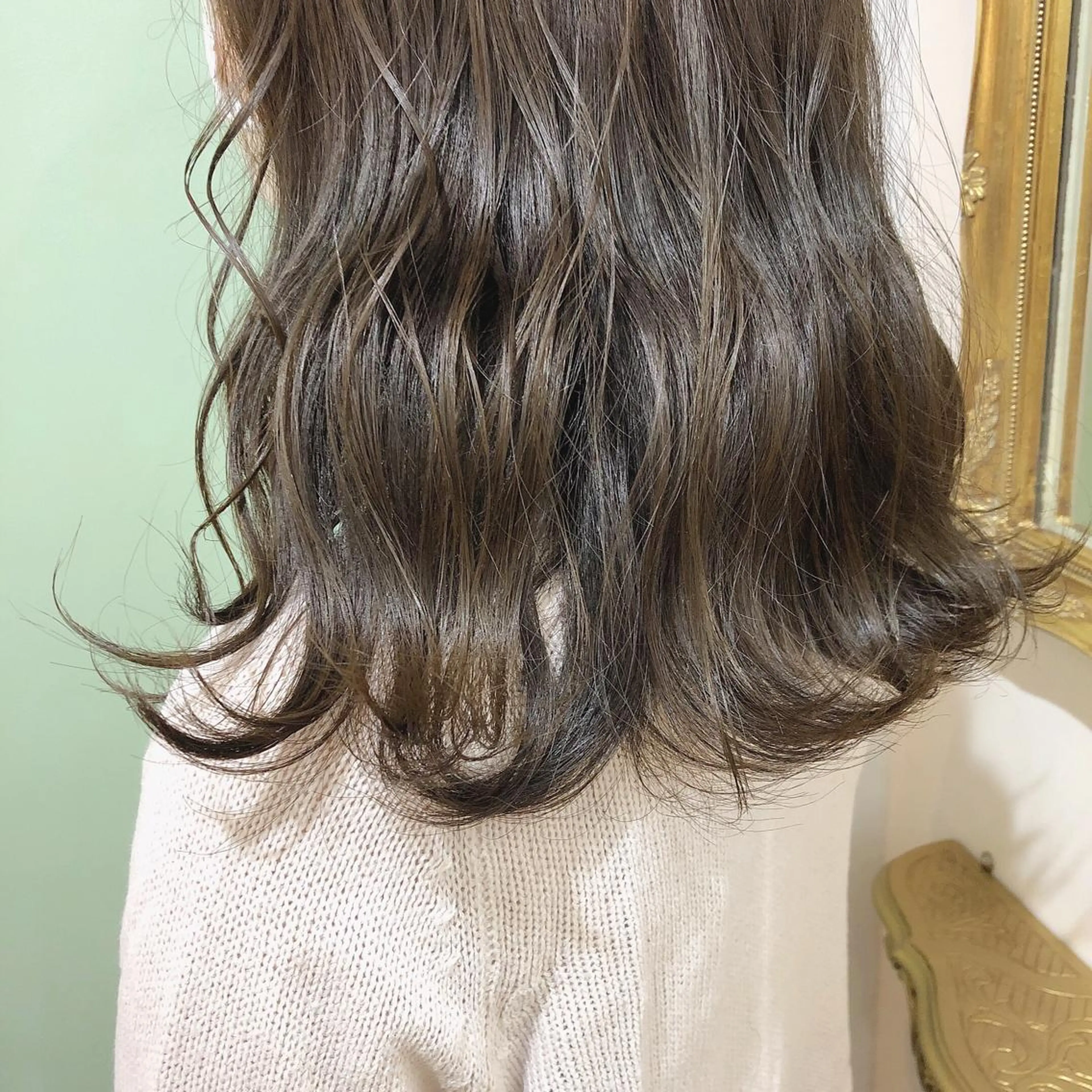 セミロング カラー 梅田美容室 山崎海波のヘアスタイル