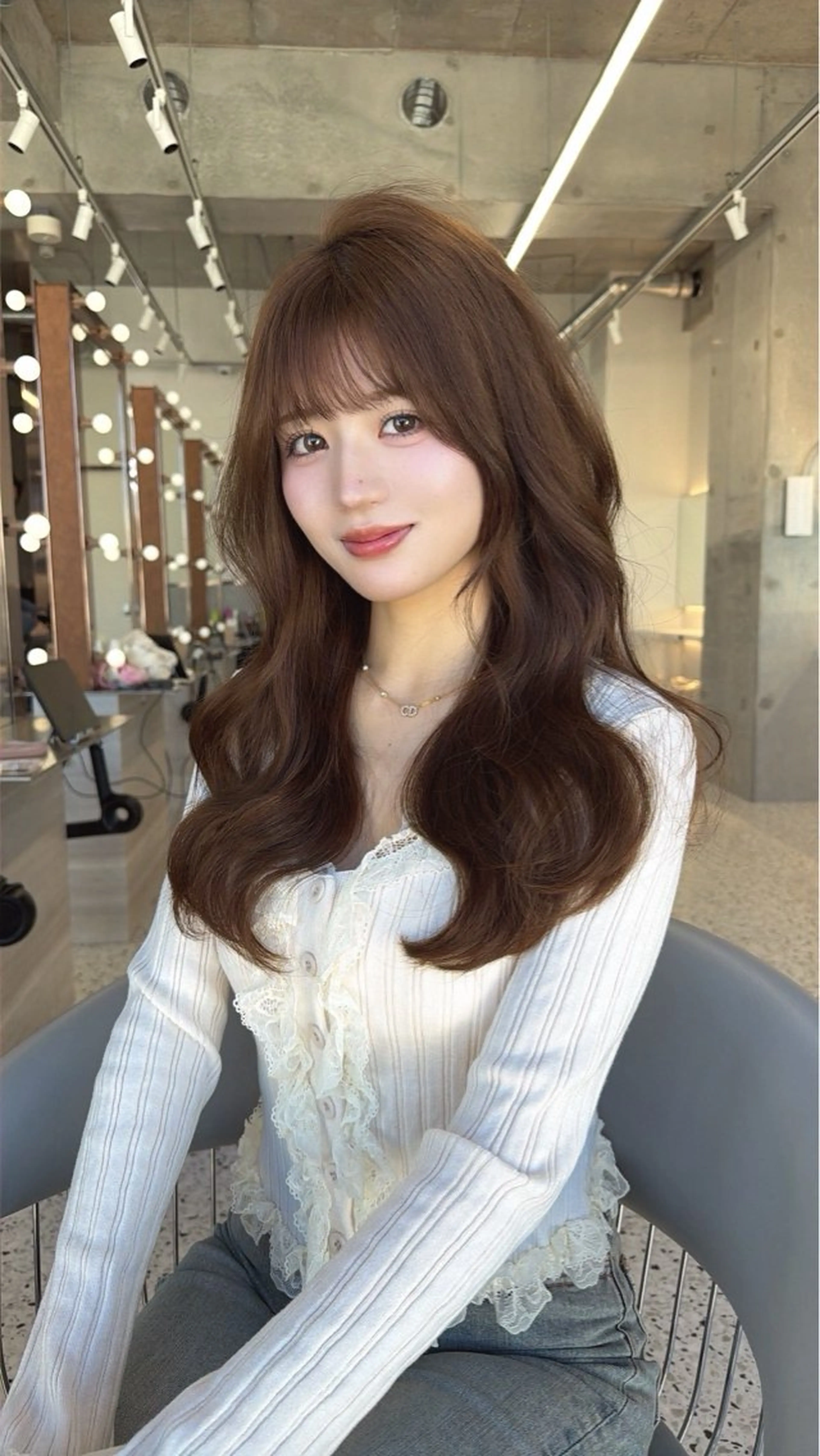 ロング くびれヘア ヨシンモリ 韓国風ヘア レイヤーカット ヘアカラー トリートメント 美実 ♡のヘアスタイル