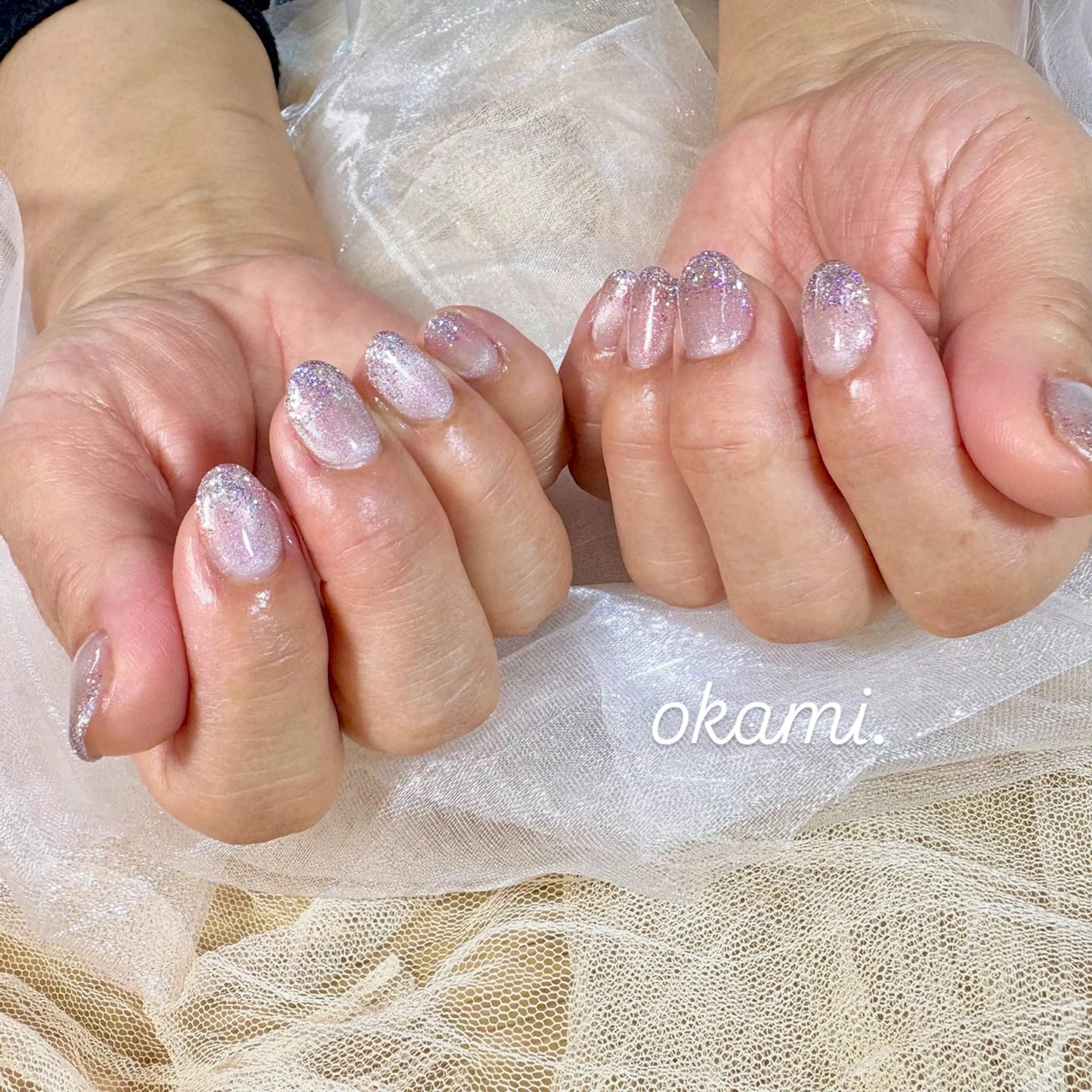 ネイル ラメ(グリッター) ラメグラデーション マグネットネイル 津久井 美紅のネイルデザイン