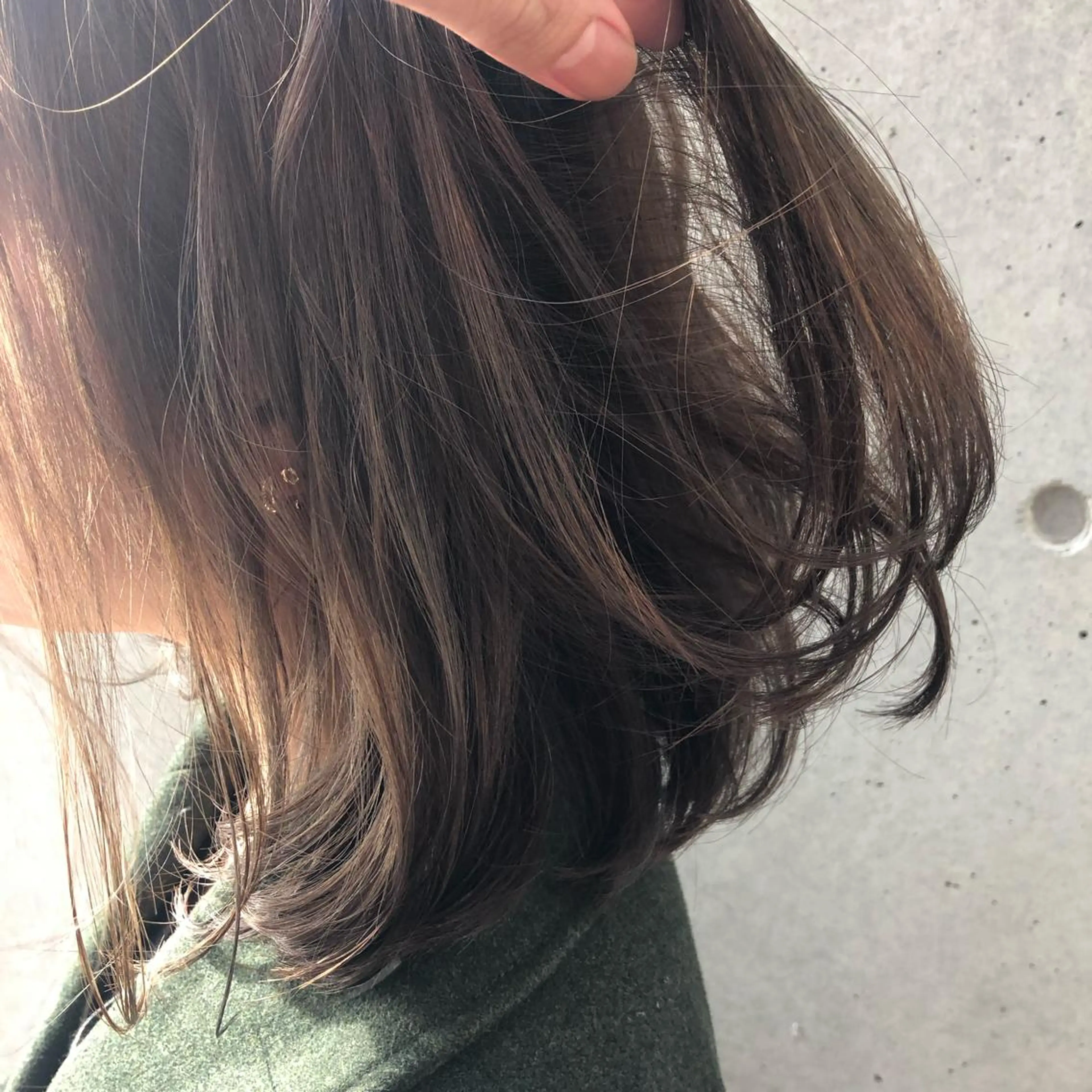 ミディアム カラー パーマ ヘアアレンジ グレージュ 【白髪ぼかし 専門GBG】自由が丘のヘアスタイル