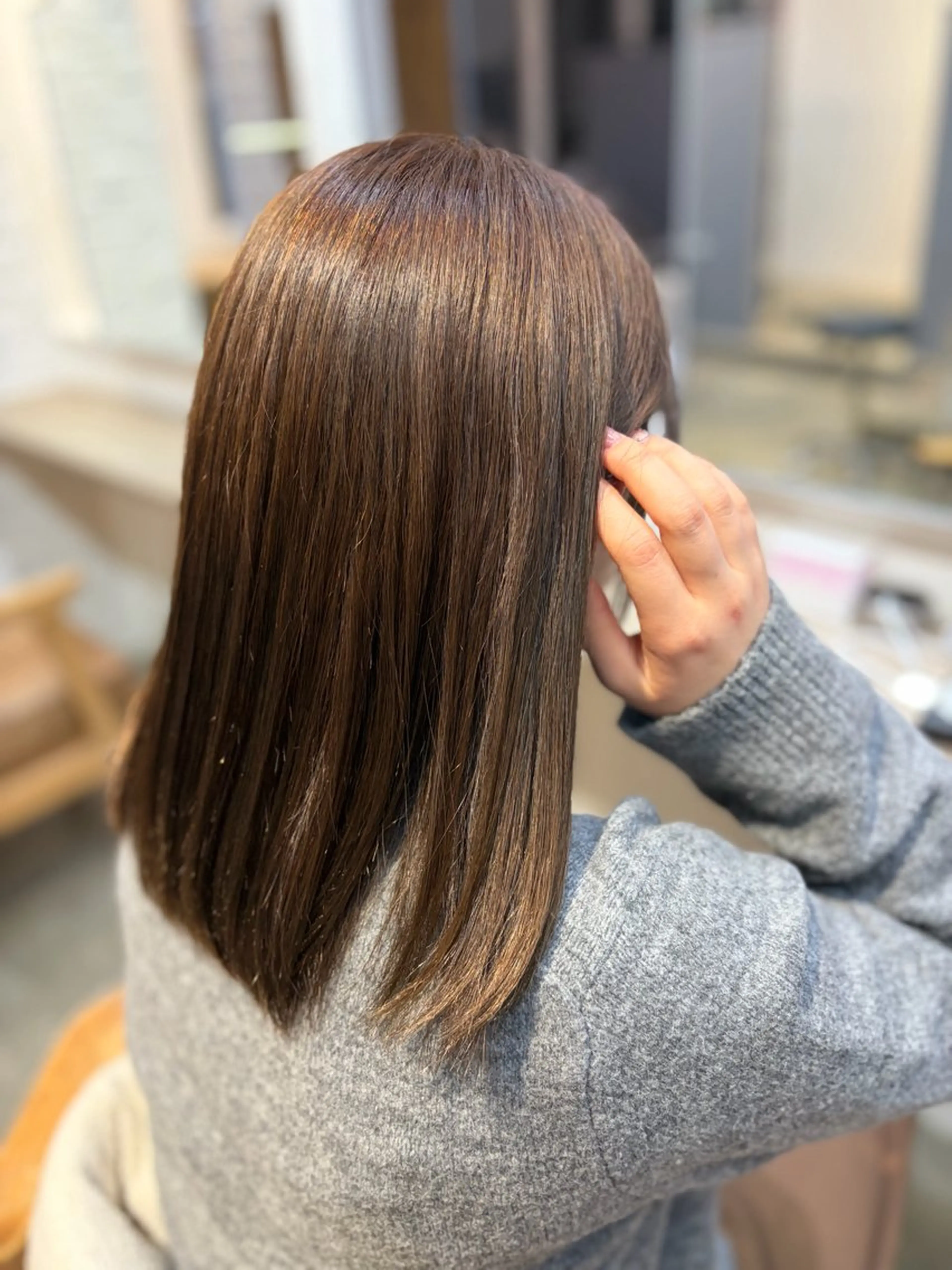 セミロング UNBIRTHDAY いずみのヘアスタイル