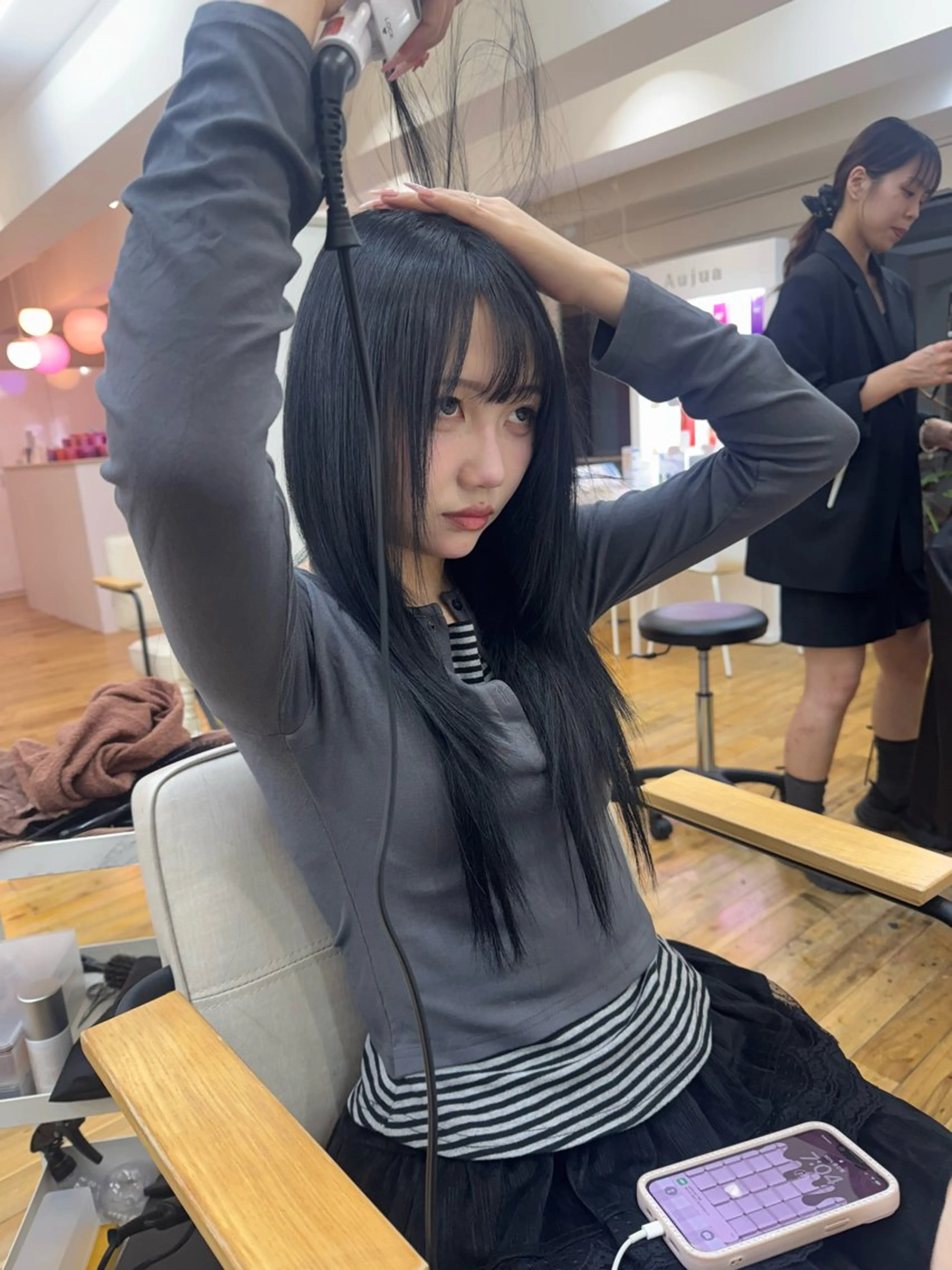 セミロング カラー特化型美容師 保住のヘアスタイル