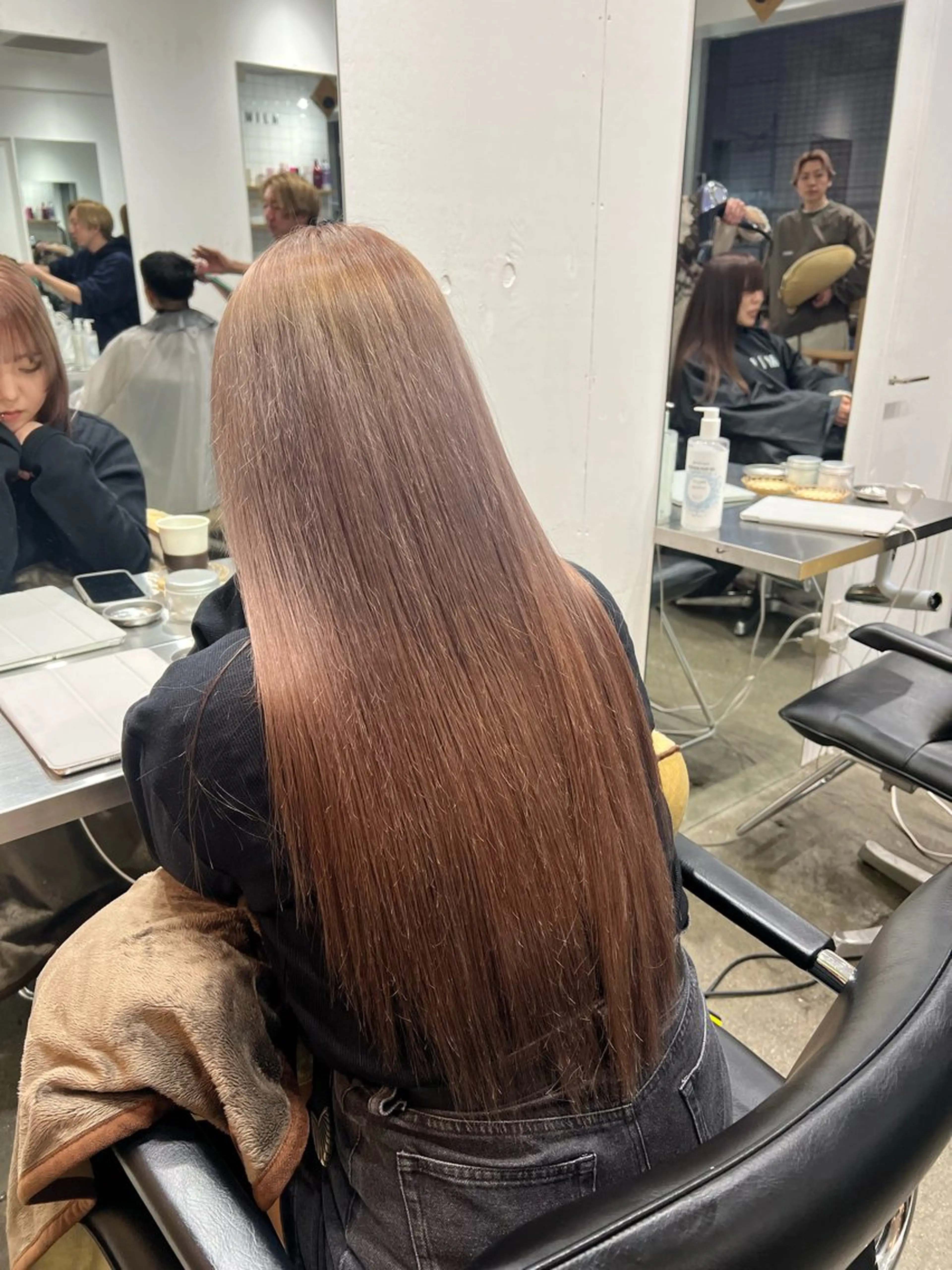 ロング パーマ 髪質改善 縮毛矯正 トリートメント ✨髪質改善矯正× ブリーチ✨YU-KIのヘアスタイル