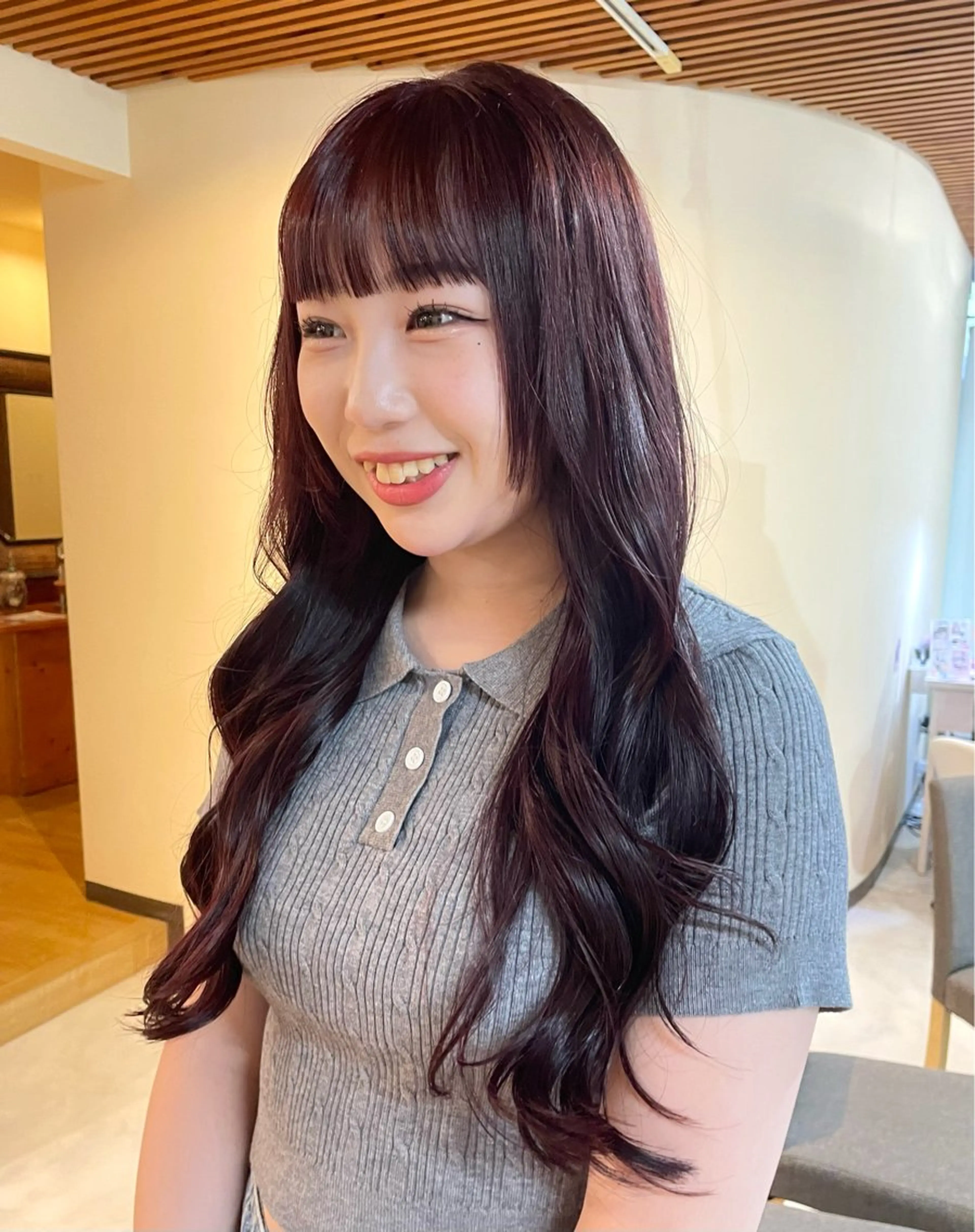 ロング 宮本 いぶきのヘアスタイル