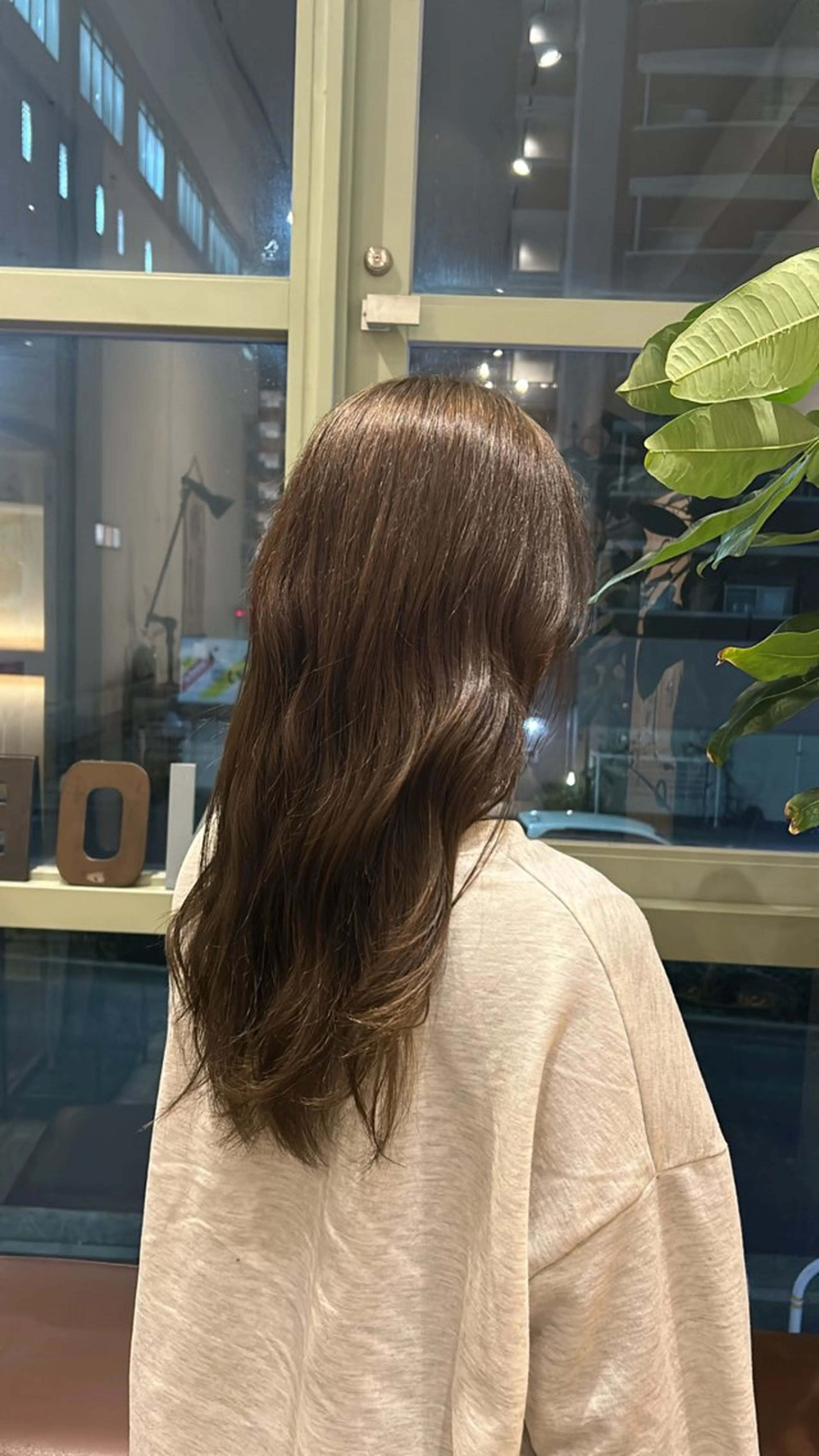 カラー オリーブカラー 竹本 柚衣子のヘアスタイル