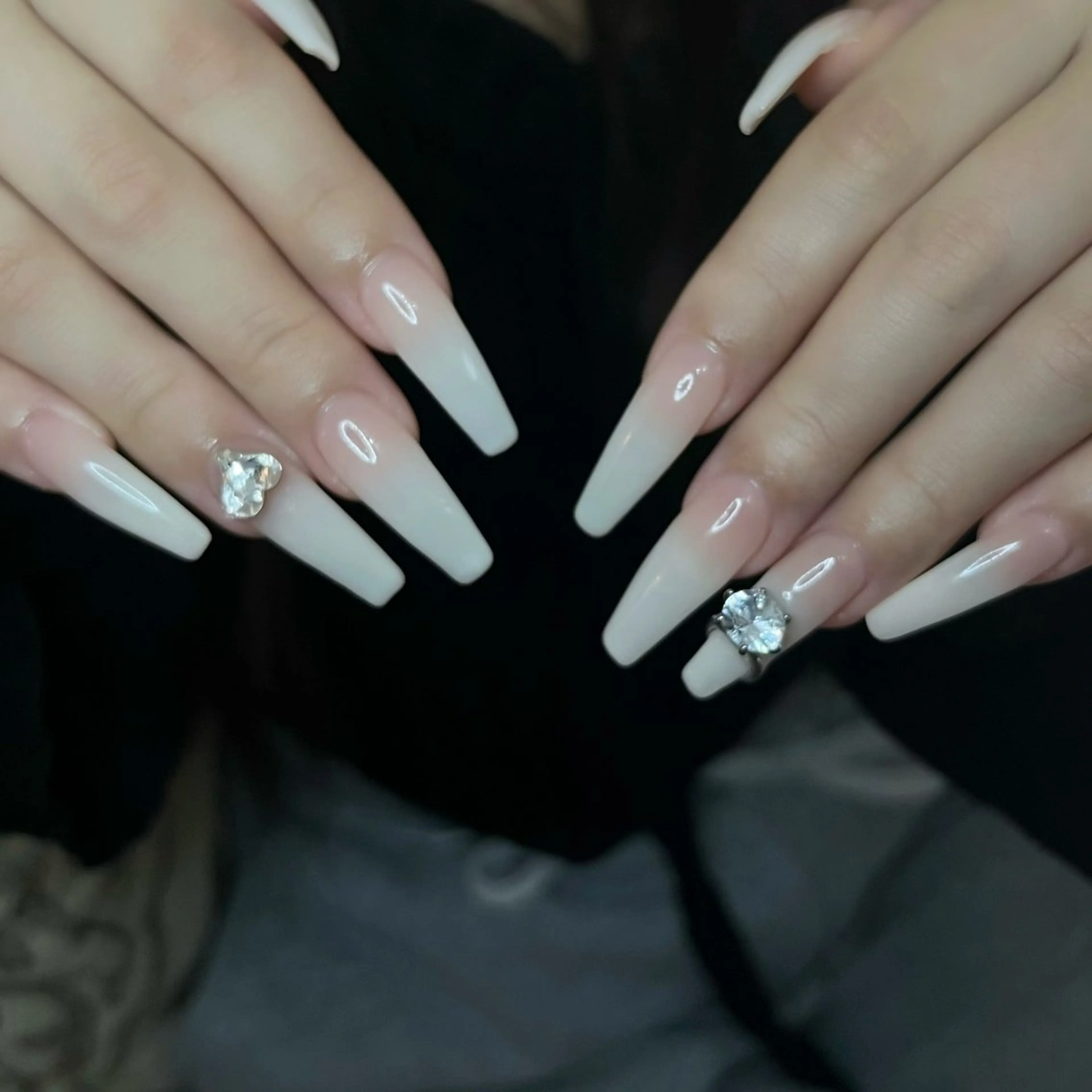 有料パーツ2つ🩵チップ長さだし➕10本アート(オフ込)の写真