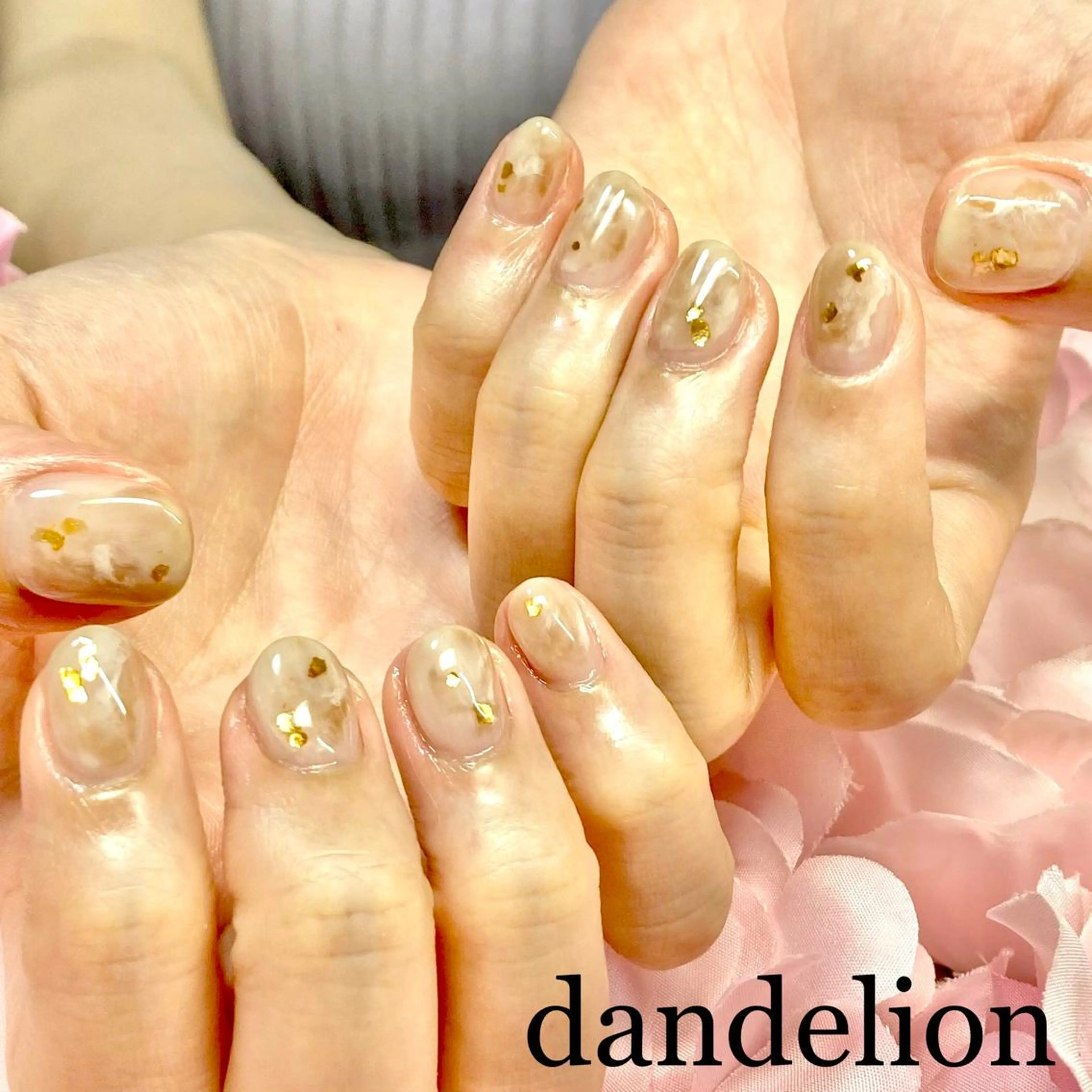 ネイル ハンドネイル ハンドケア dandelion ダンデライオンのネイルデザイン