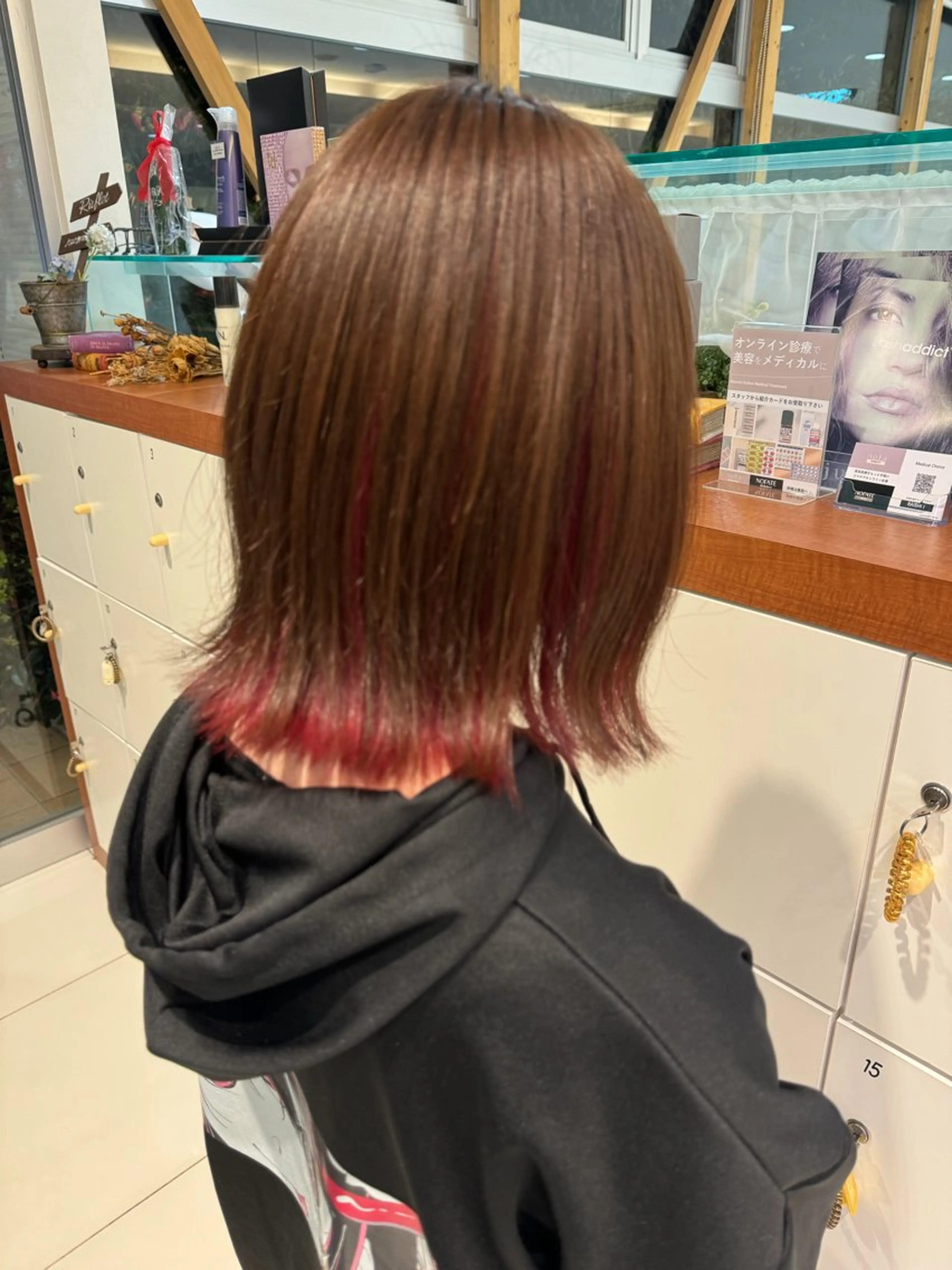 ミディアム カット ヘアカラー トリートメント 日置 大智のヘアスタイル