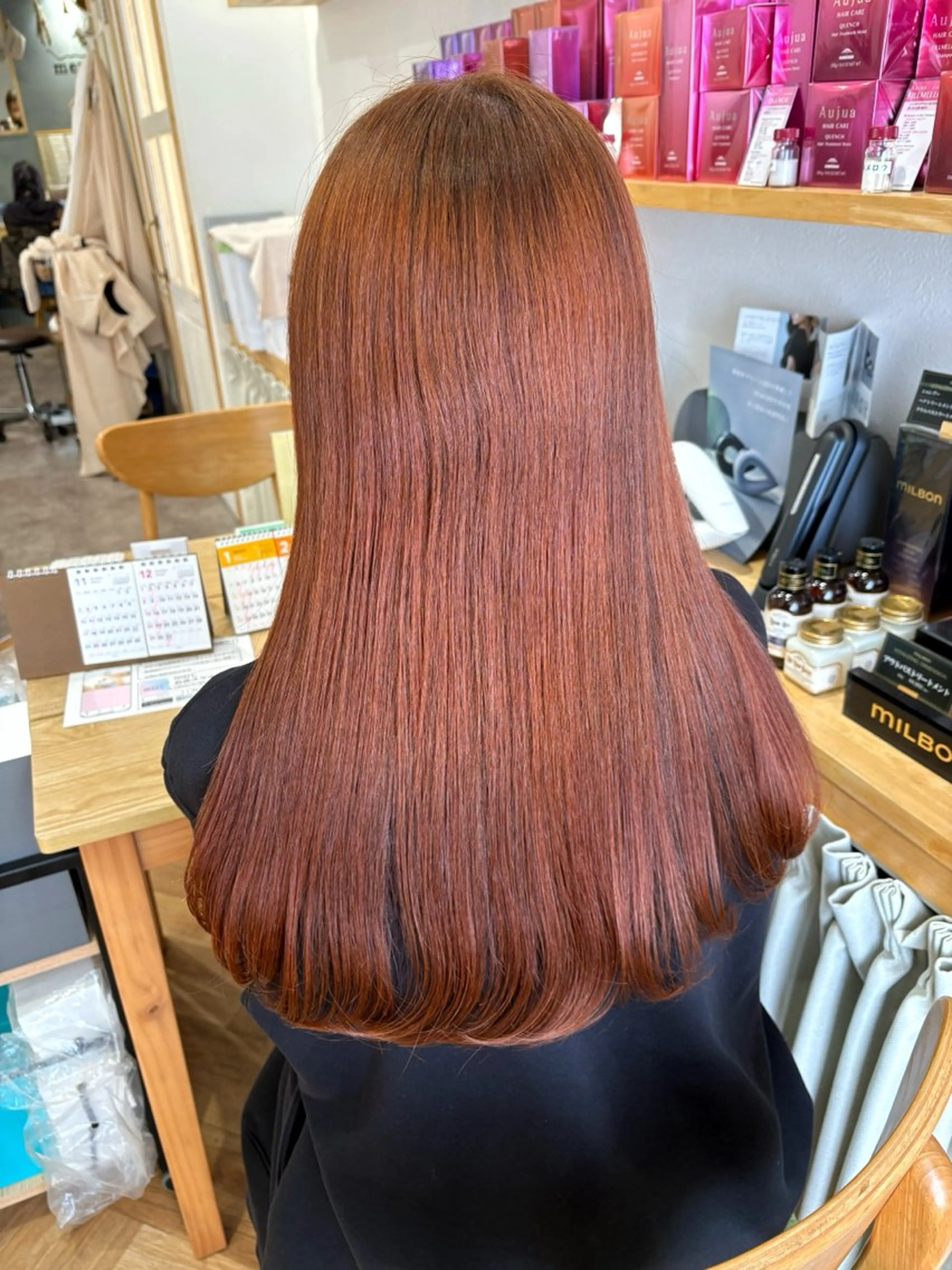 ロング カット ヘアカラー トリートメント merc.🪸🫧 土居春菜のヘアスタイル