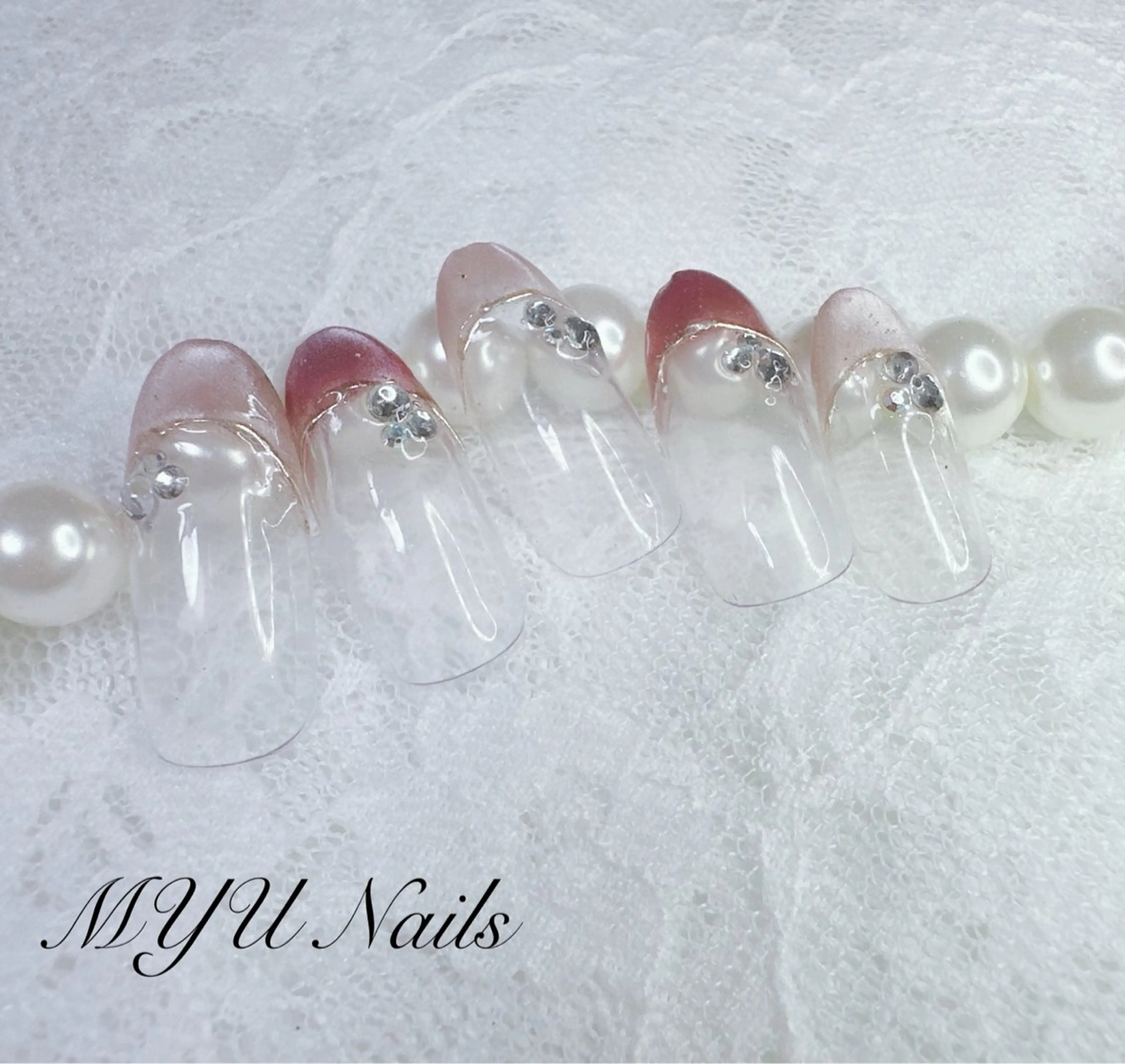 ネイル フレンチネイル ジェルネイル ミラーネイル 持ち込み ニュアンスネイル ハンドネイル ニュアンスネイル🌈 MYU Nailsのネイルデザイン