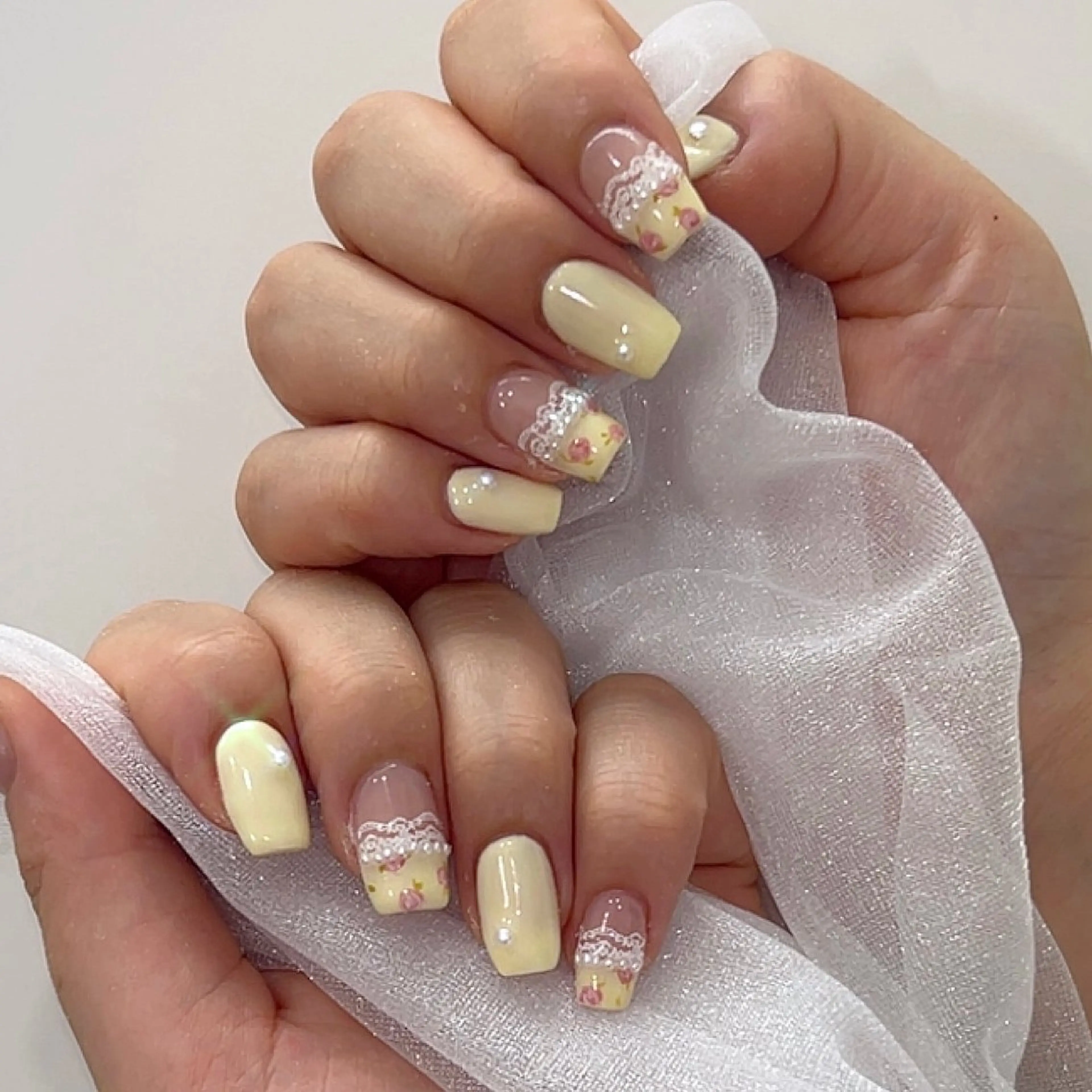 ネイル ハンドネイル . Natsumiのネイルデザイン